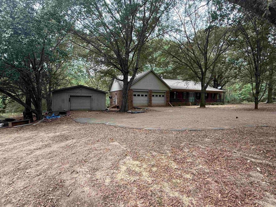 House has a large front yard and a detached 24x24 shop. This is alot of house for the money with large open living rm. The house has a split floor plan with a large kitchen area. This home has had some structural work done years ago but did not resolve the problem. Picture show the cracks on the inside and out. Seller has priced house accordingly.  Roof  was replaced May 2022.  Selling AS IS.