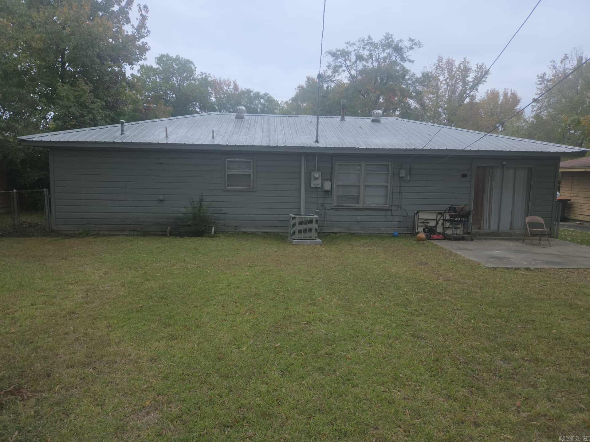 SHADY GROVE - Residential