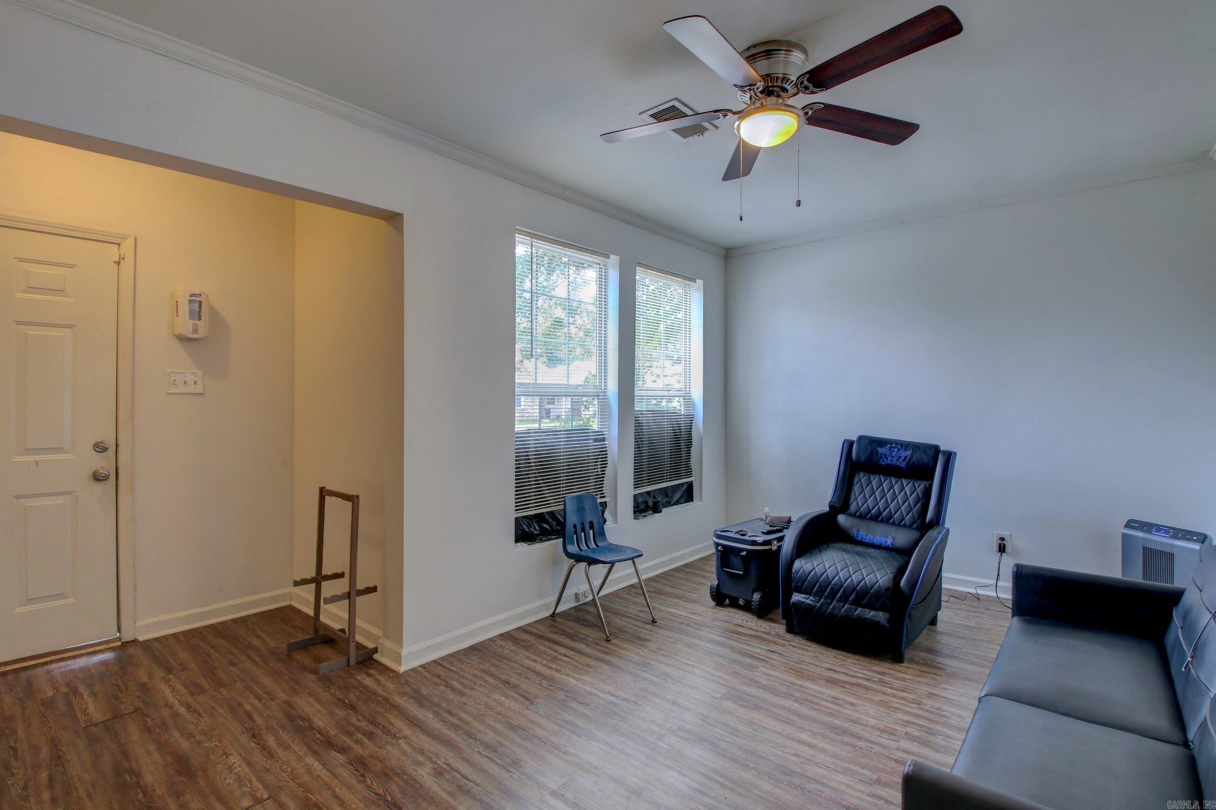 LASKERS - Residential