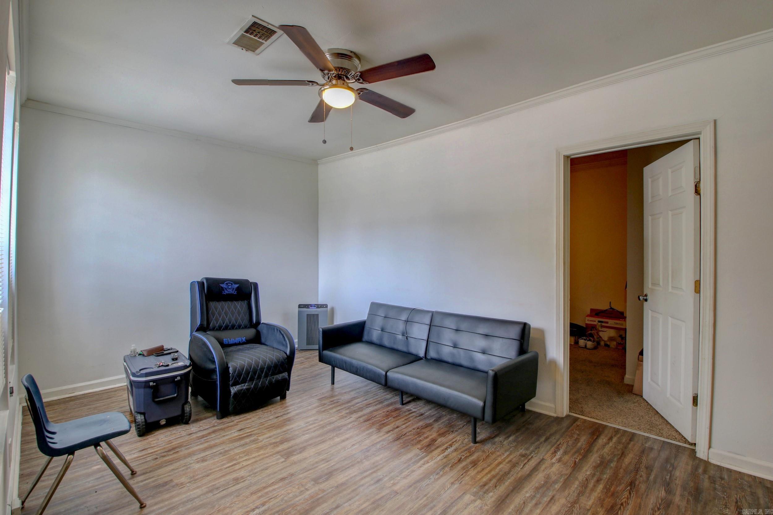 LASKERS - Residential