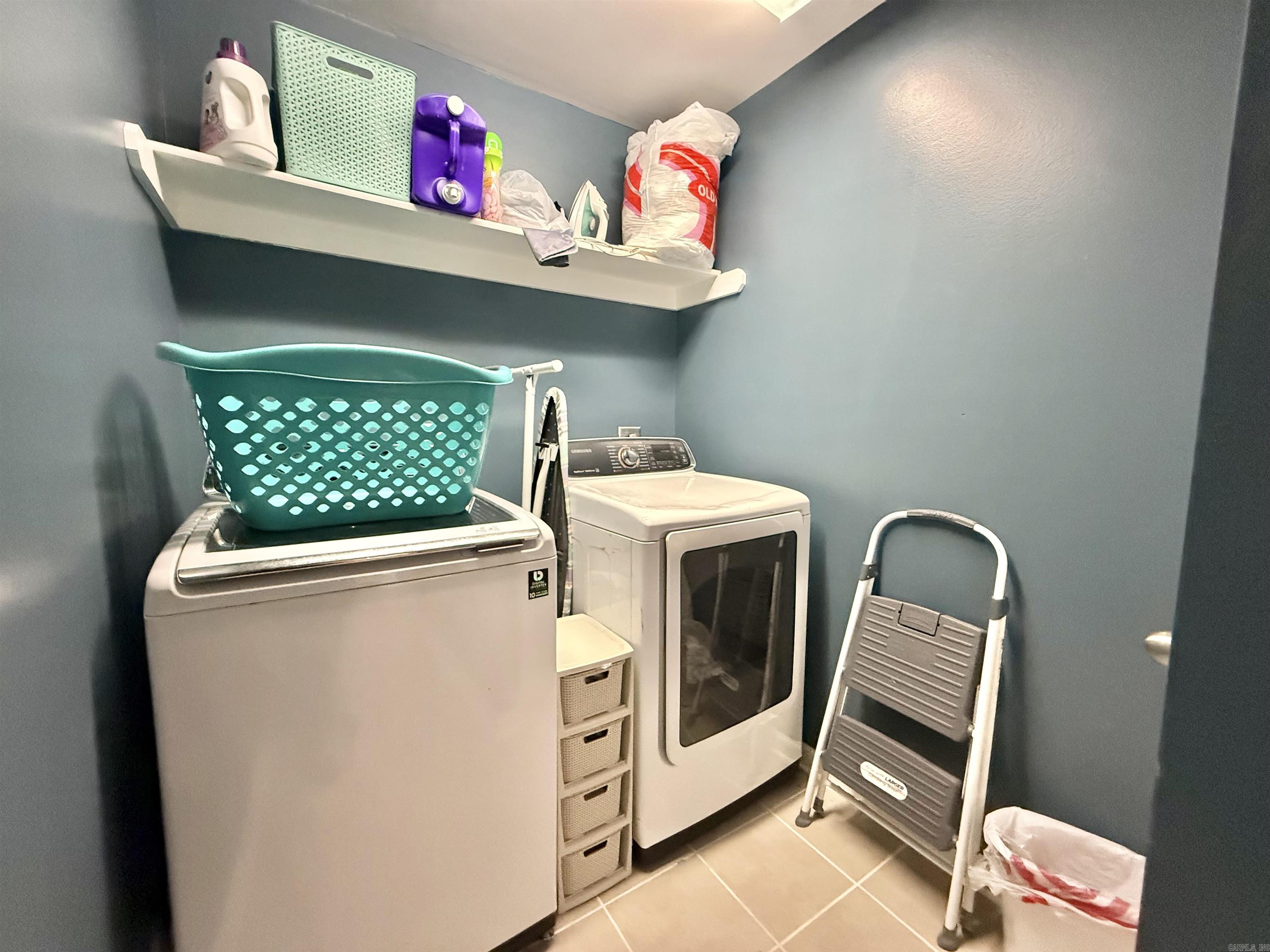 SAINT JOSEPHS GLEN - Residential