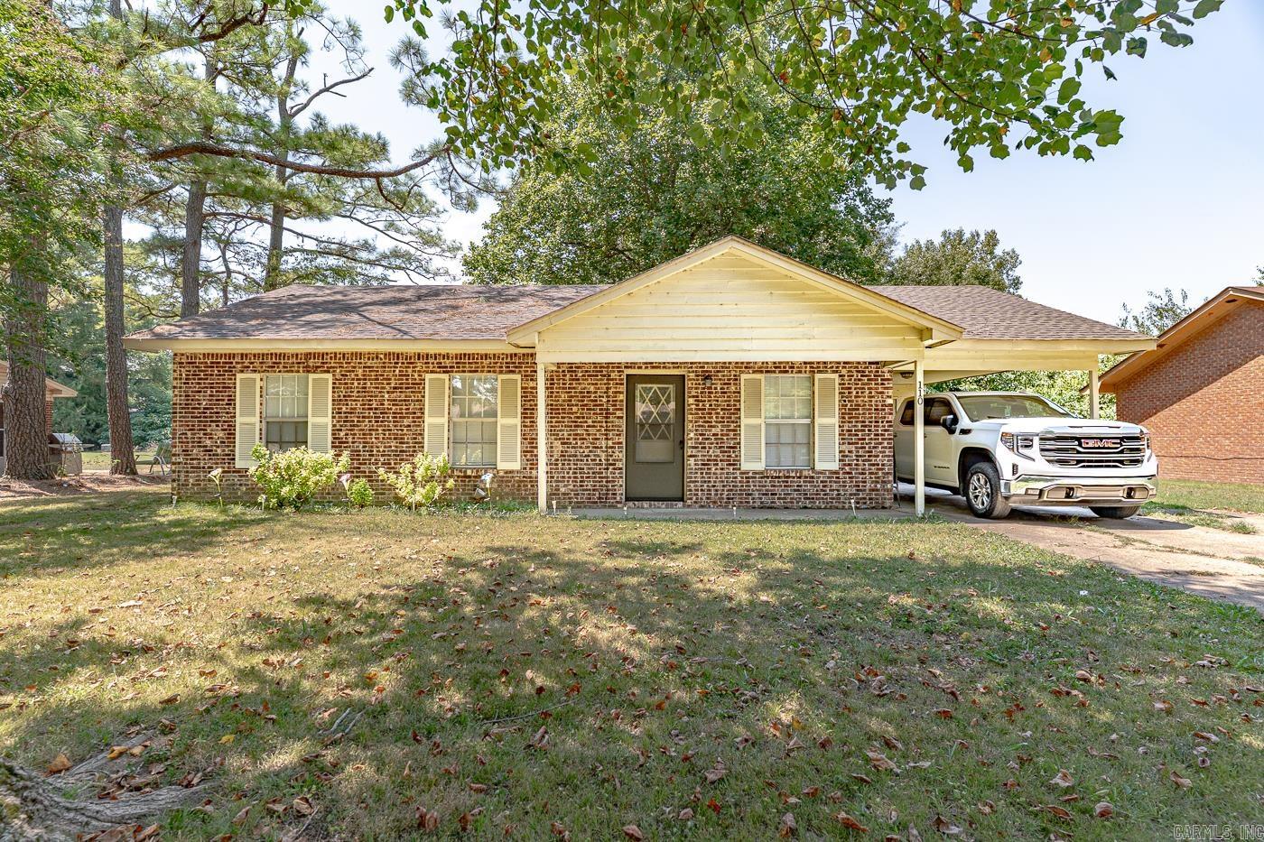 Welcome to the Market 110 Carriage Dr.in Osceola, Arkansas! Feast your eyes upon this charming 3 bedroom 1 bathroom brick home. Inside you will find 988sf of well utilized space. You will also find recently installed luxury vinyl plank flooring throughout. This beautiful home sits on 0.22+/- acres and has a fenced in backyard. Being located within the city limits of Osceola, you will find lots of amenities just minutes away. Call today to schedule your showing before its gone!