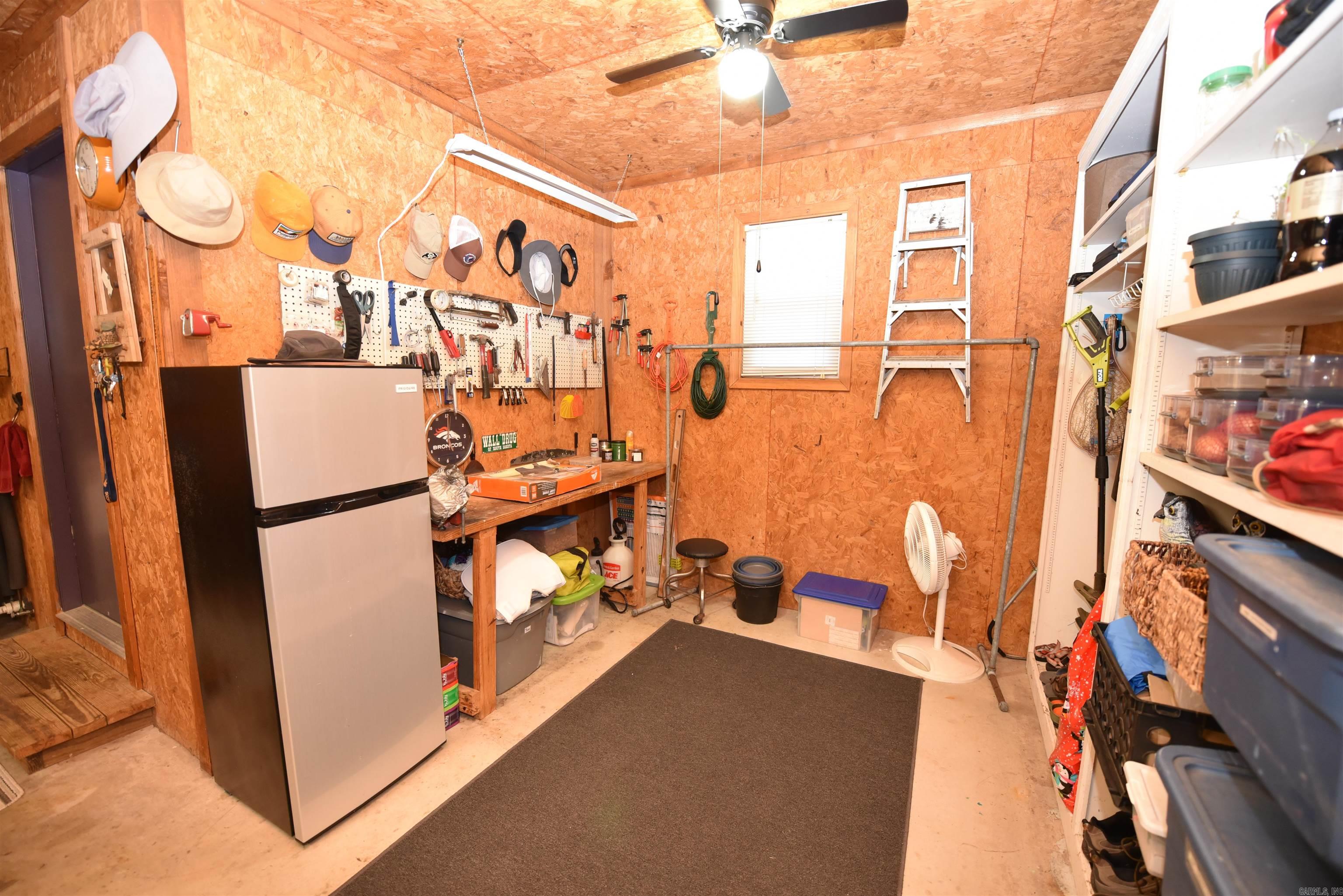 INDIAN HILLS - Residential