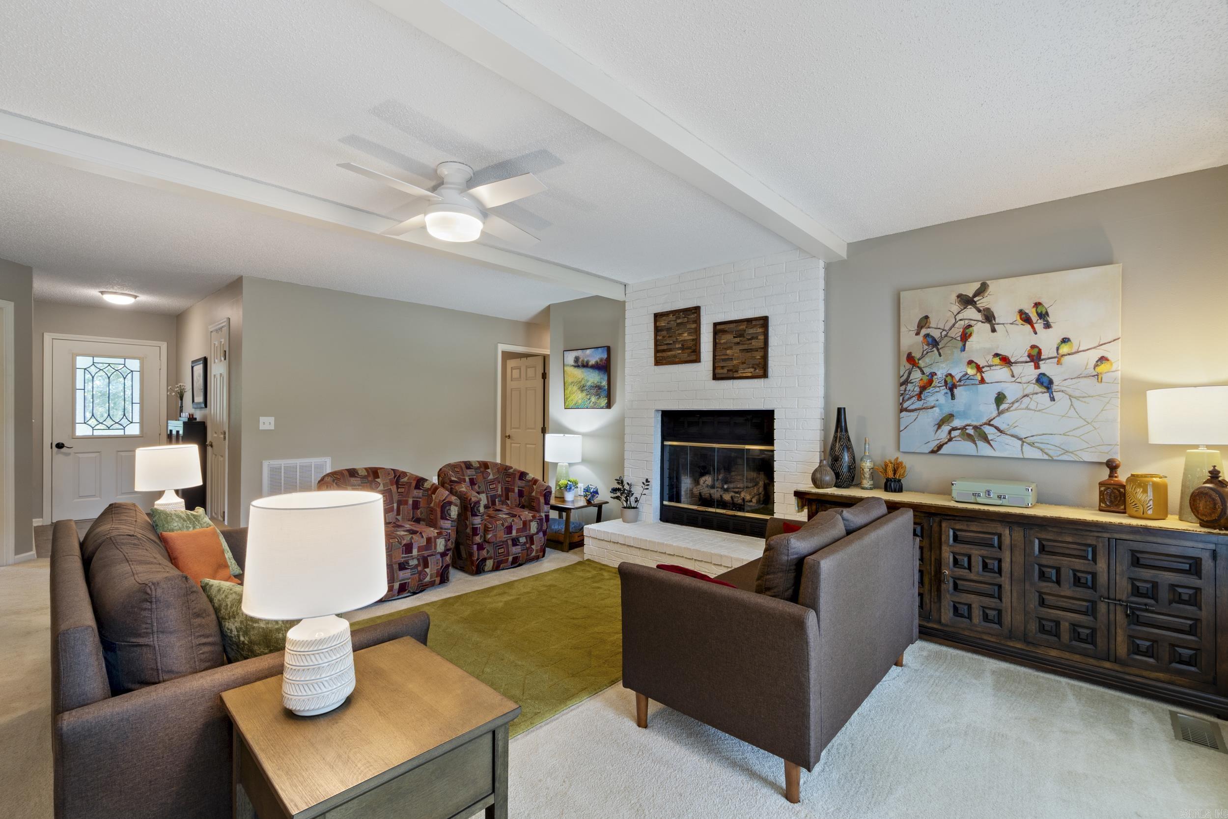 INDIAN HILLS - Residential