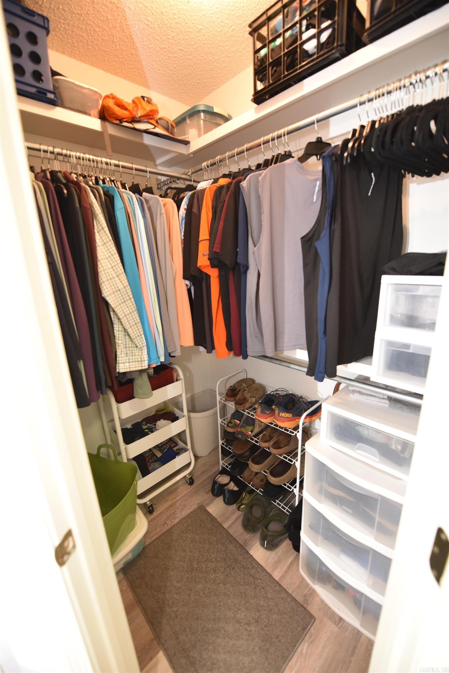 INDIAN HILLS - Residential