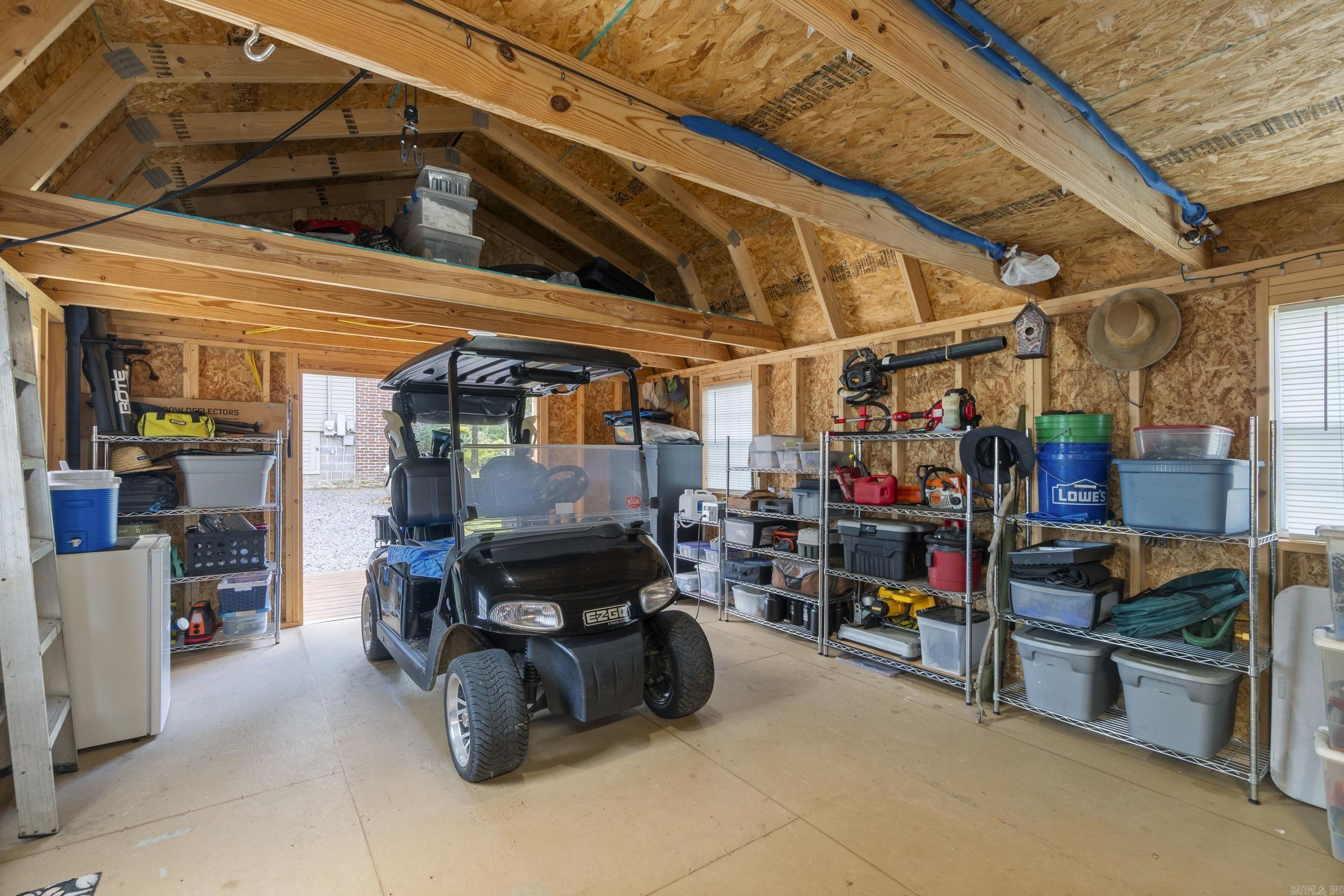 INDIAN HILLS - Residential