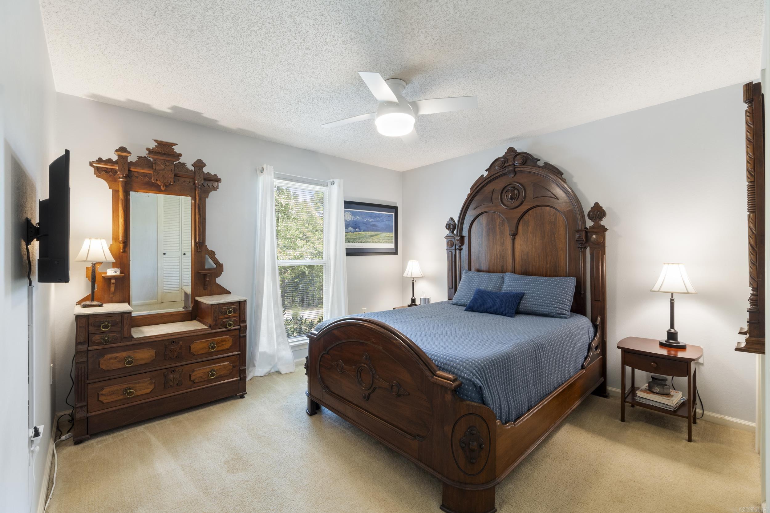 INDIAN HILLS - Residential