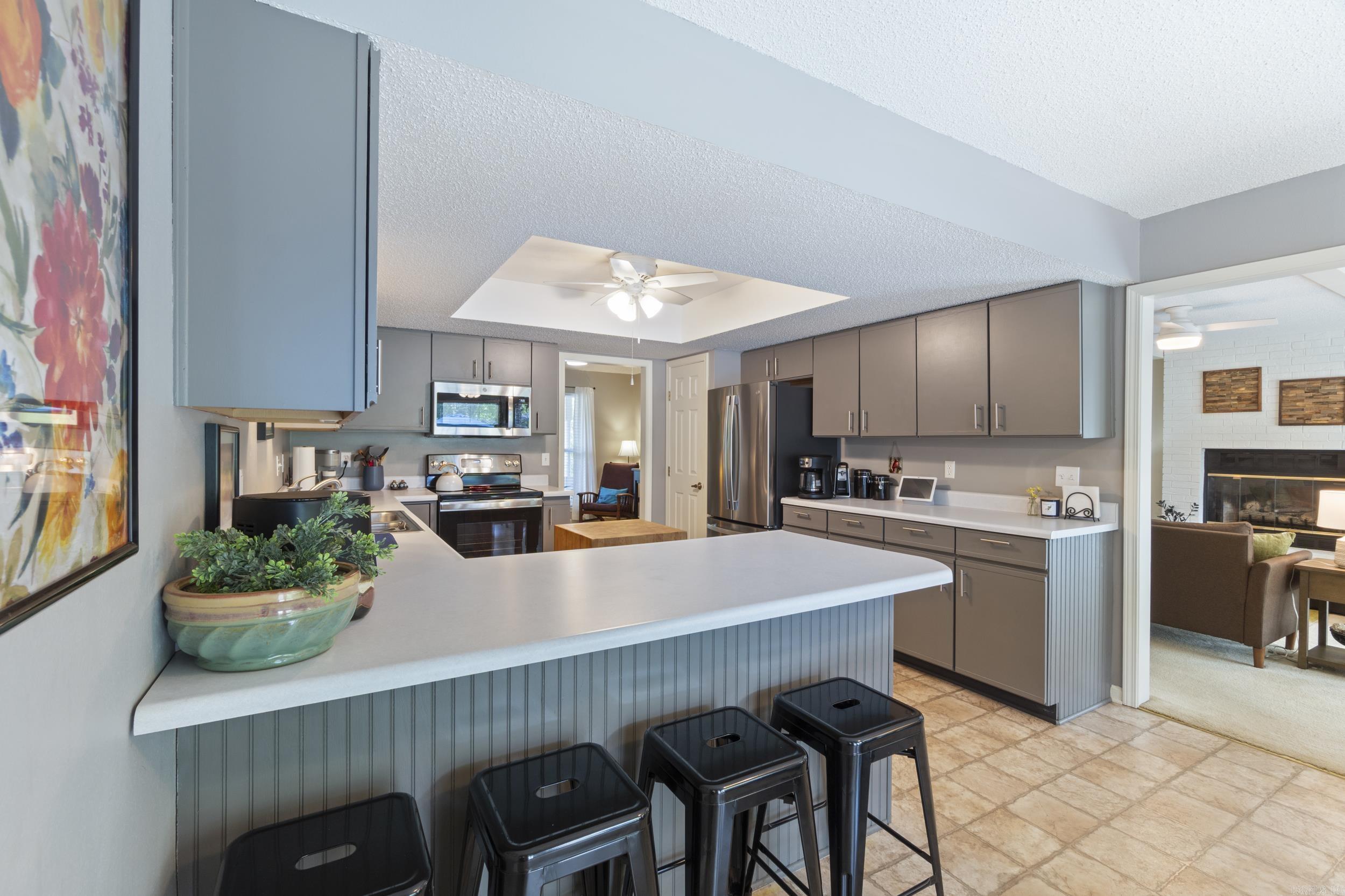 INDIAN HILLS - Residential