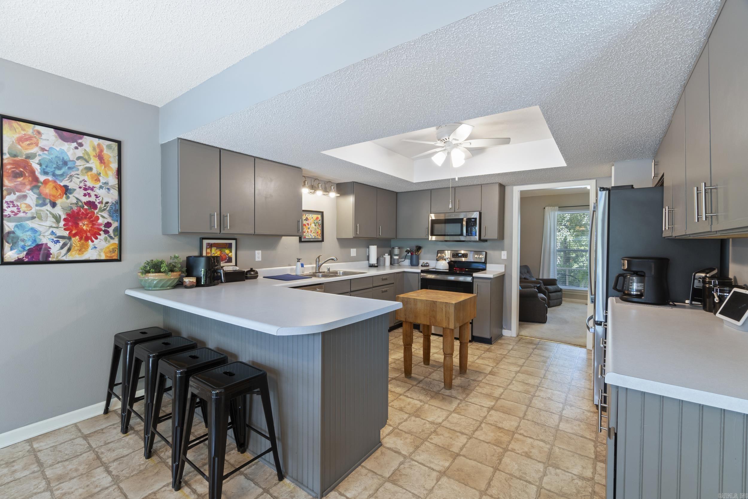 INDIAN HILLS - Residential