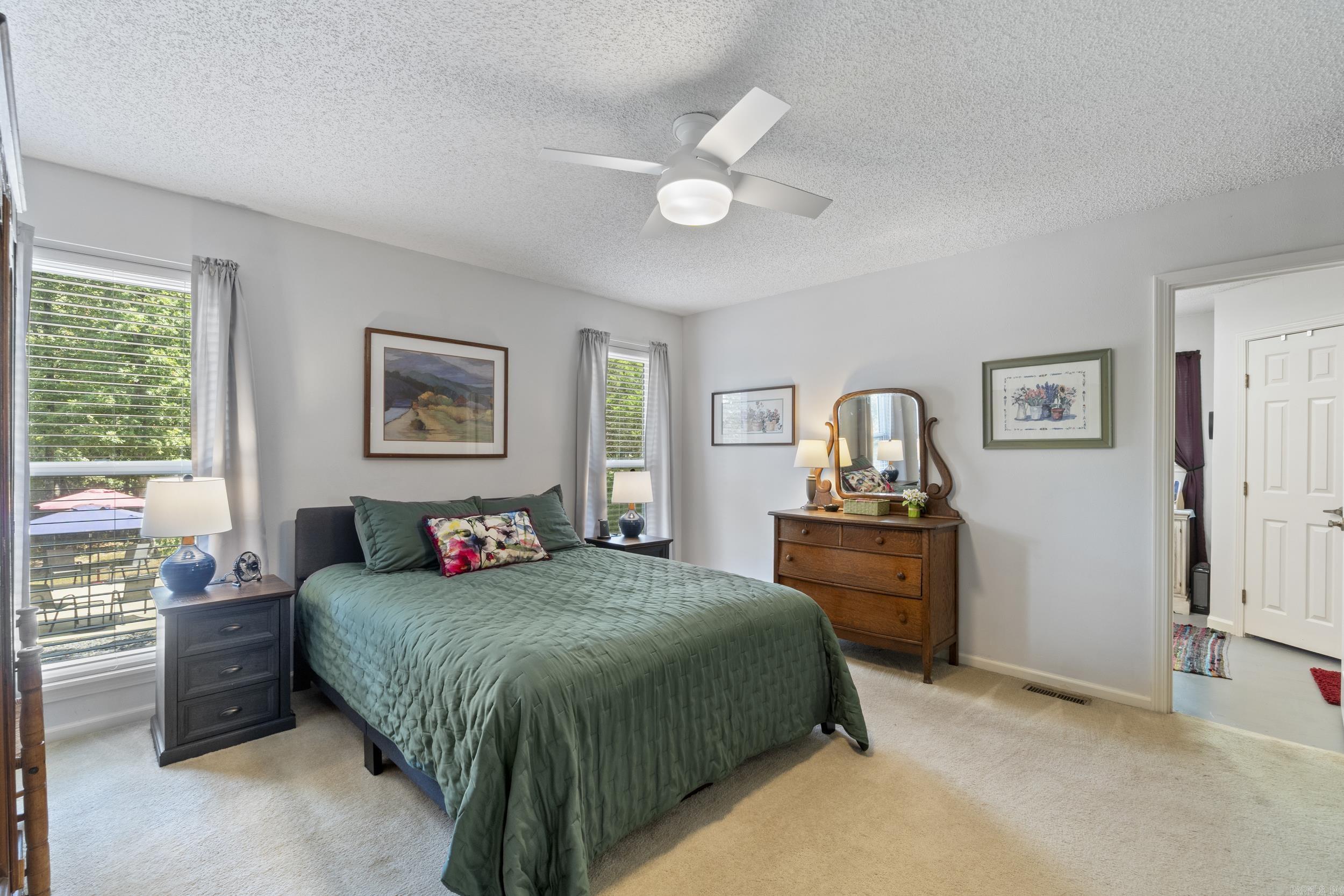 INDIAN HILLS - Residential