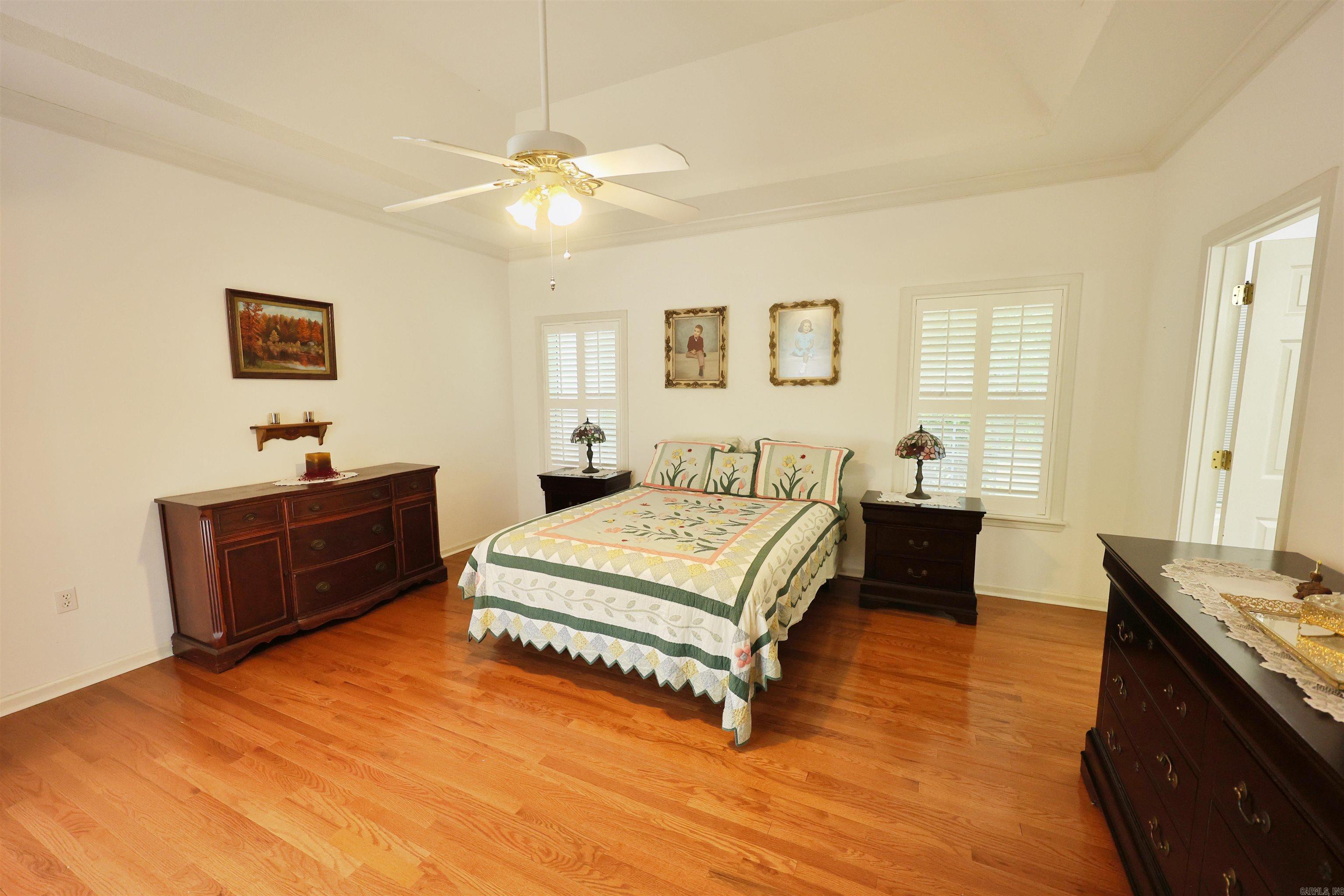 CASTLE RIDGE - Residential