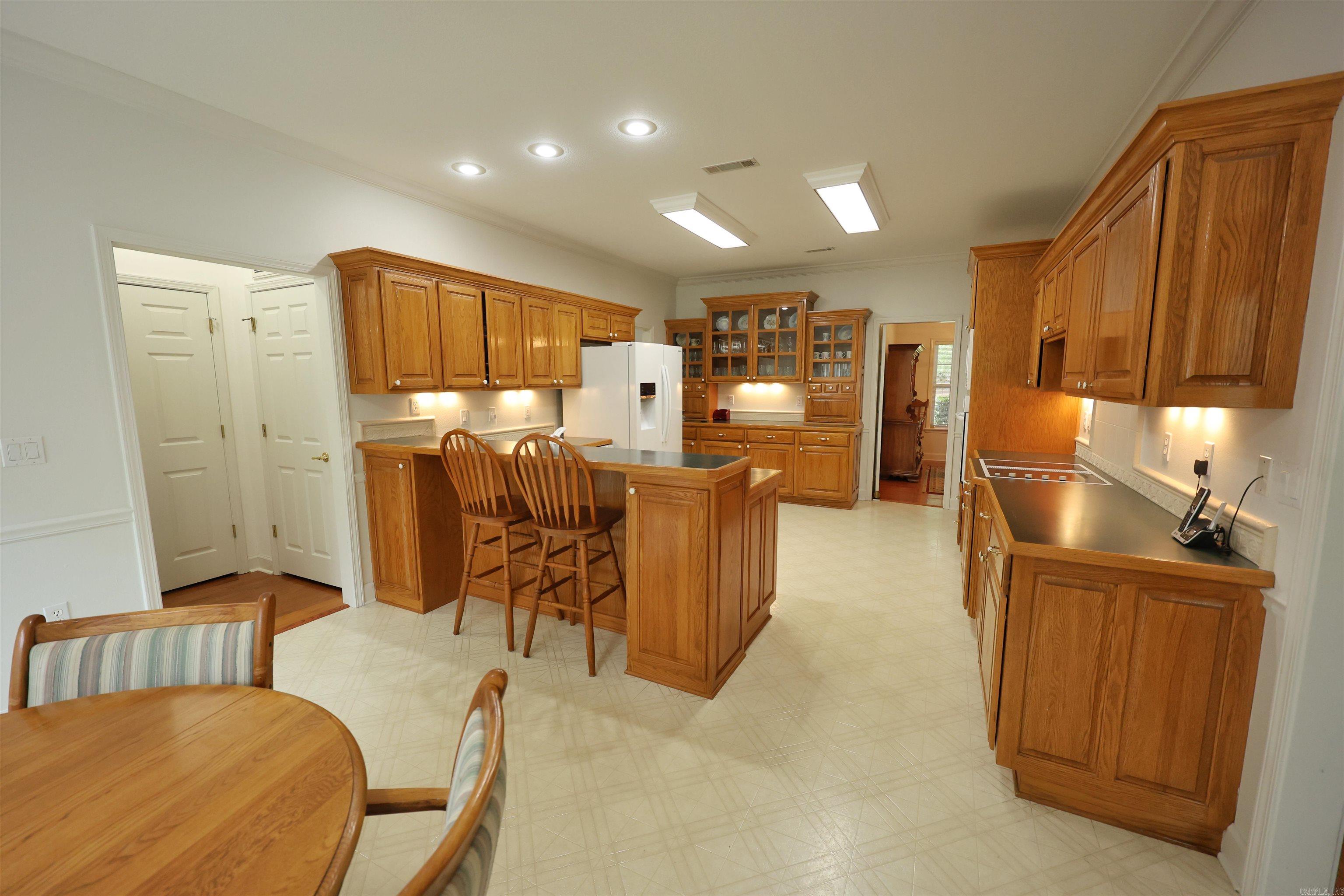 CASTLE RIDGE - Residential