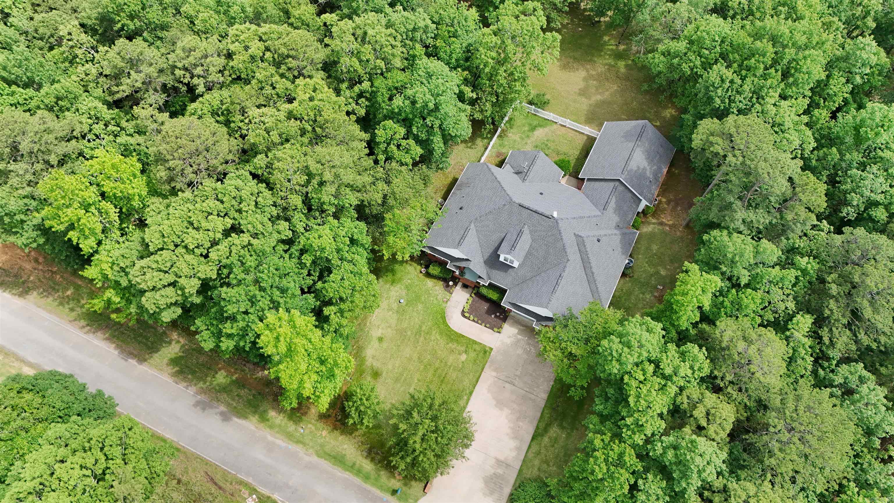 CASTLE RIDGE - Residential