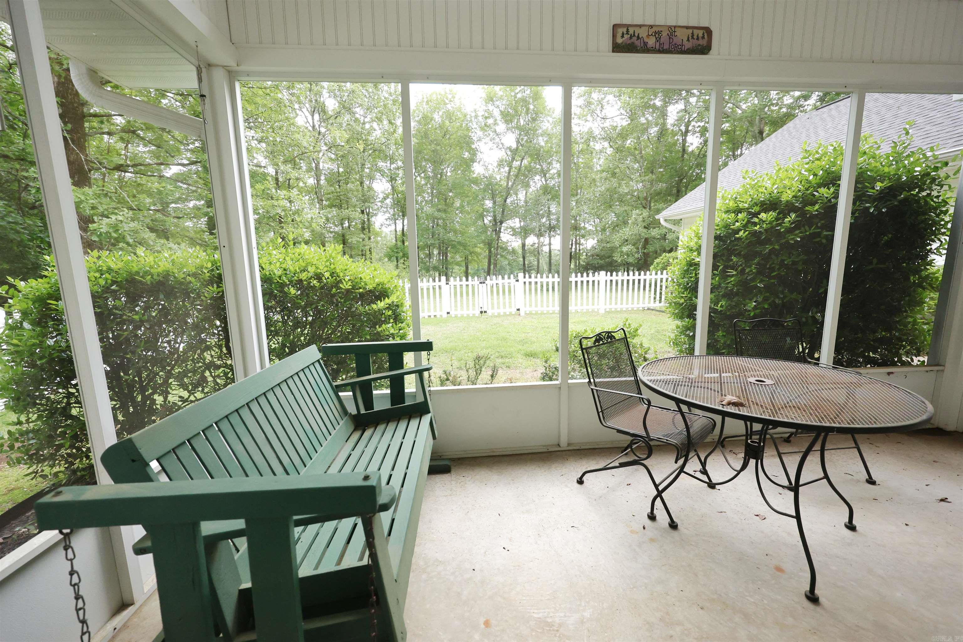 CASTLE RIDGE - Residential