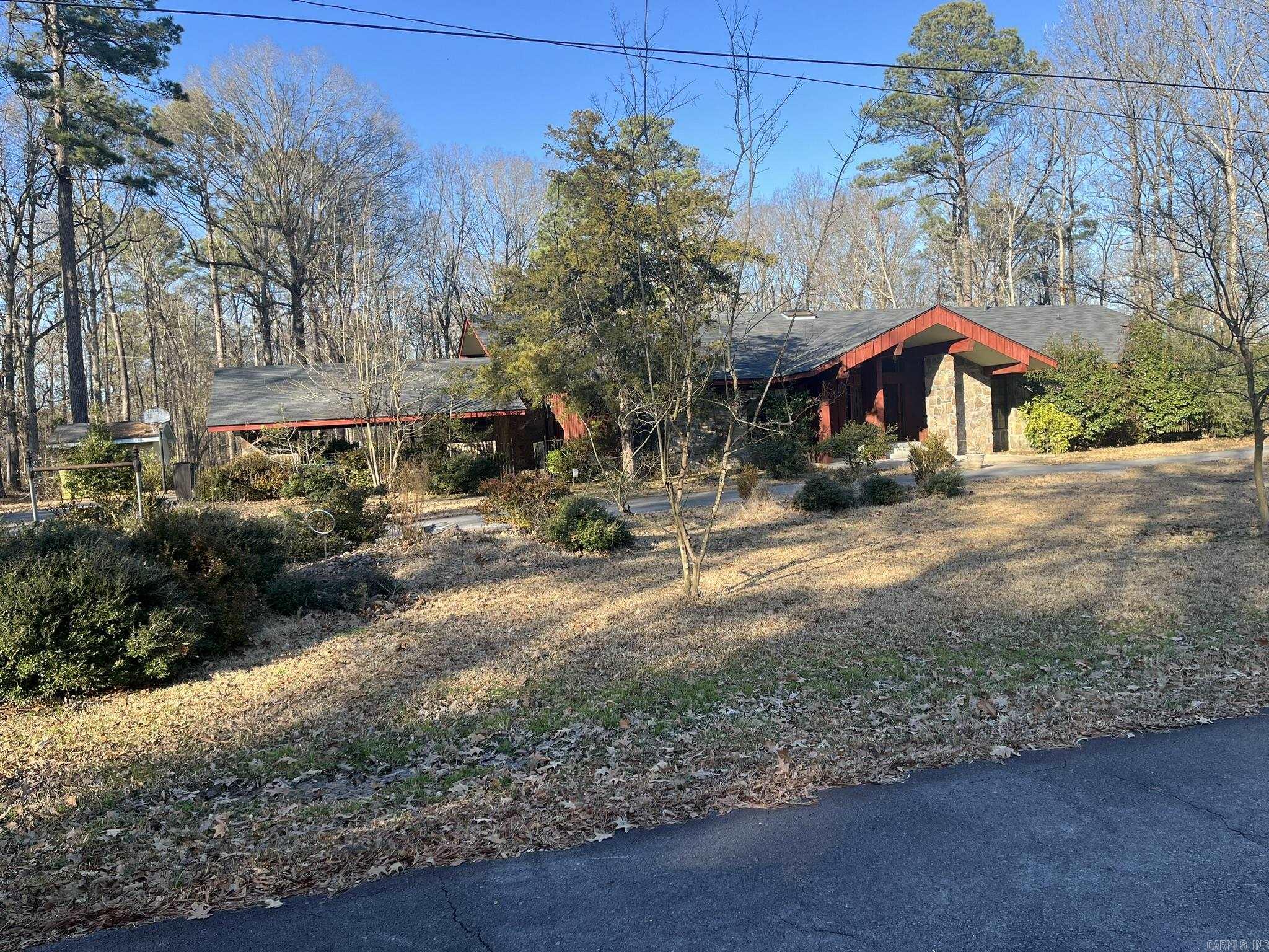 Taxes reflect HC. Beautiful location on a quiet street just south of town. Property includes an in ground pool and gazebo. Pool has new liner, pump, and cover. Washer, dryer, and new refrigerator.