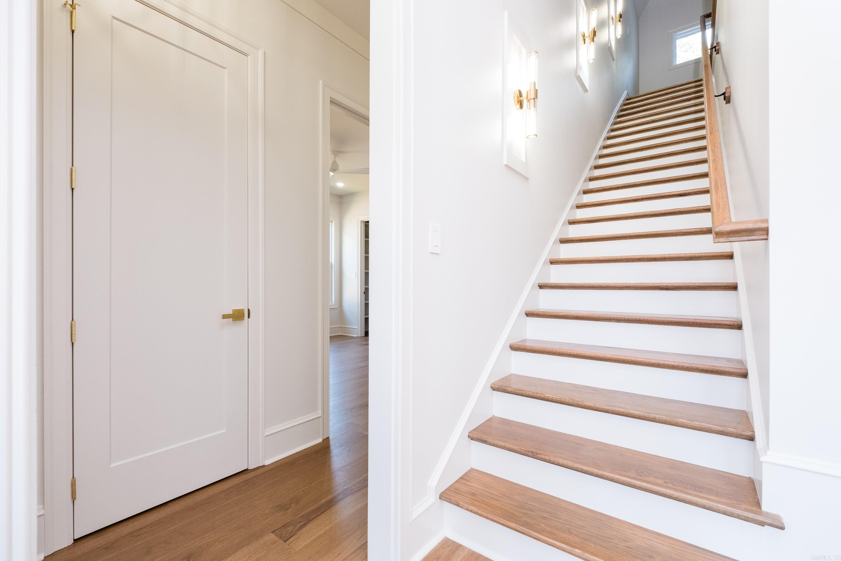 CHENAL VALLEY ABINGTON COURT - Residential