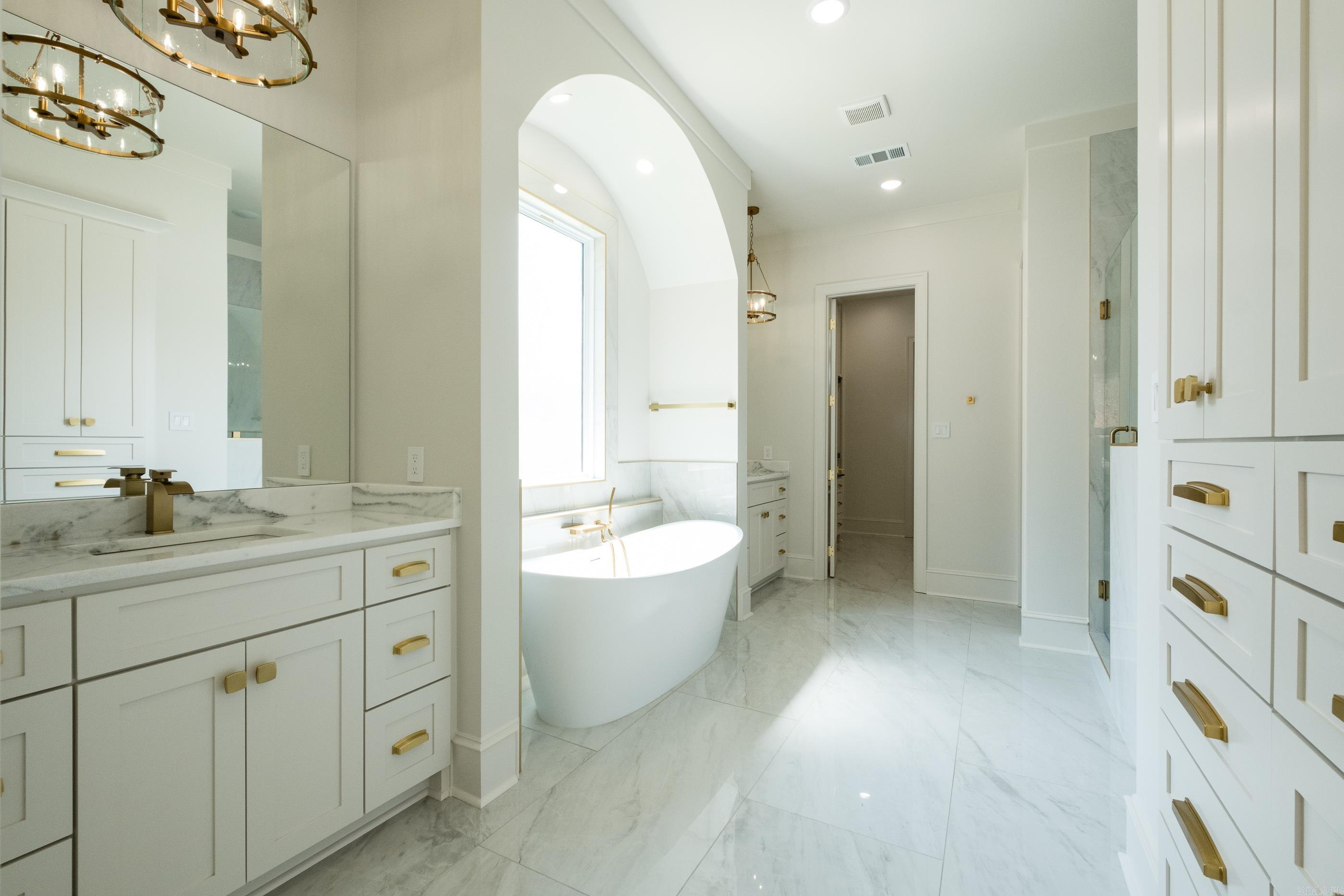 CHENAL VALLEY ABINGTON COURT - Residential