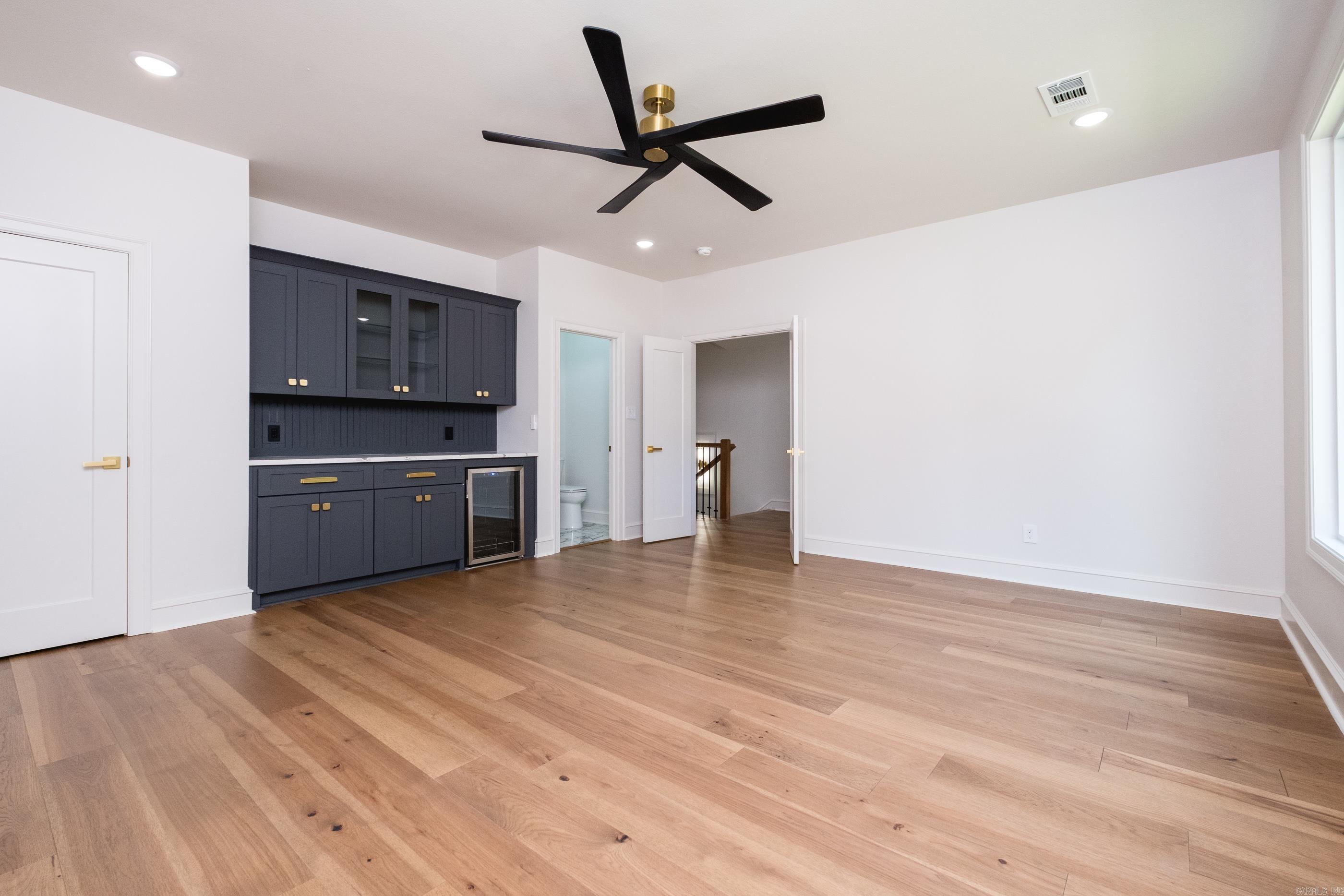 CHENAL VALLEY ABINGTON COURT - Residential