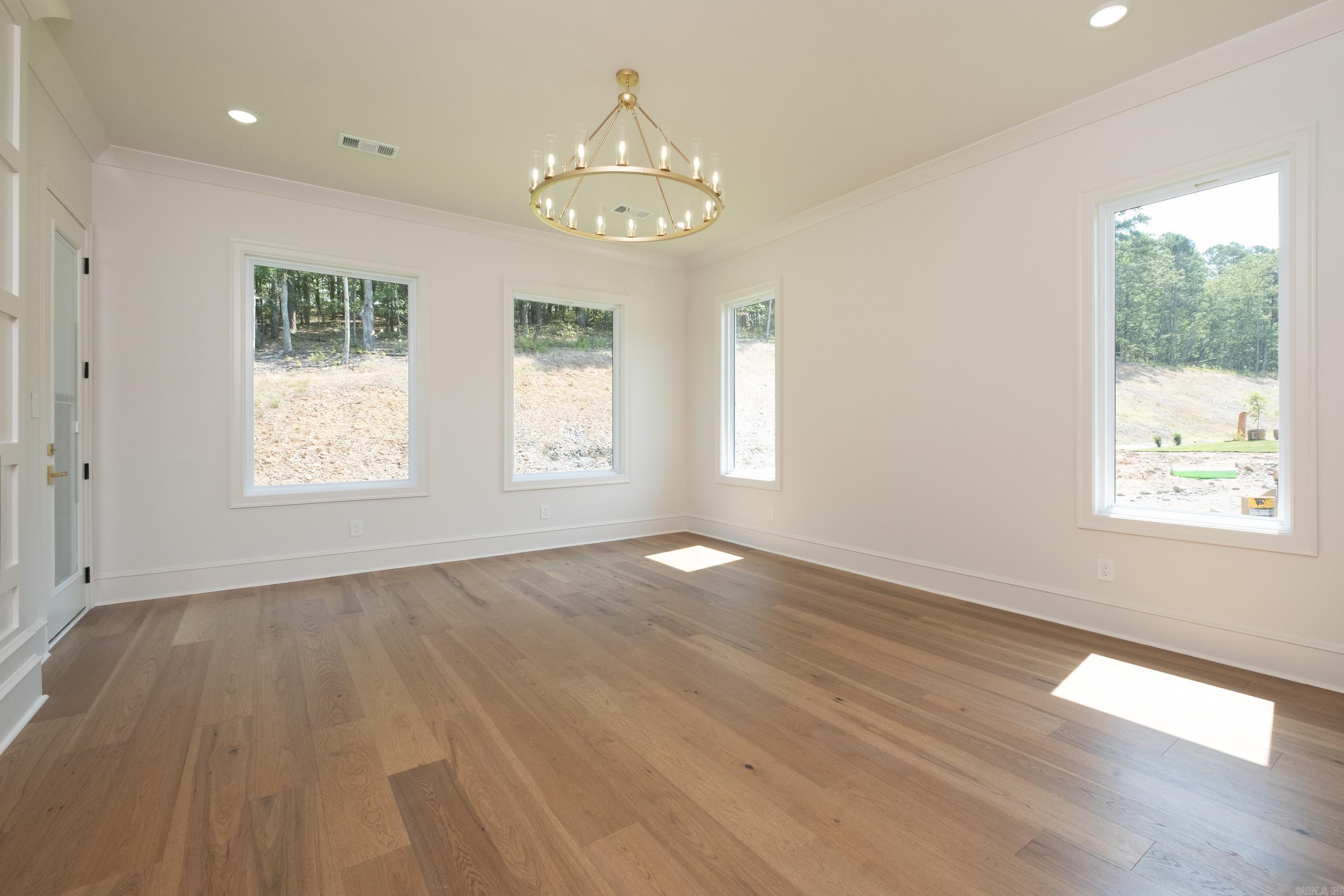 CHENAL VALLEY ABINGTON COURT - Residential