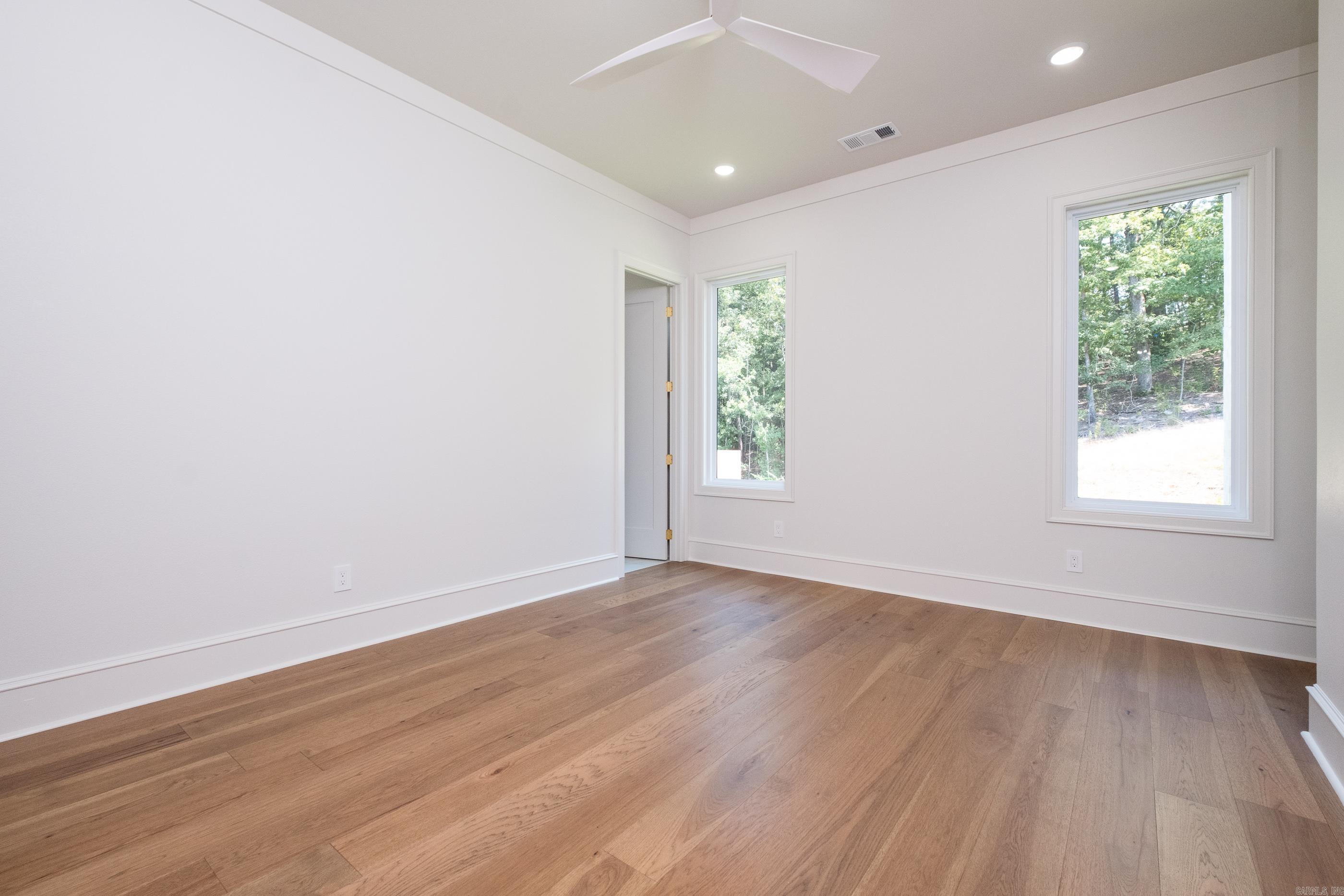 CHENAL VALLEY ABINGTON COURT - Residential