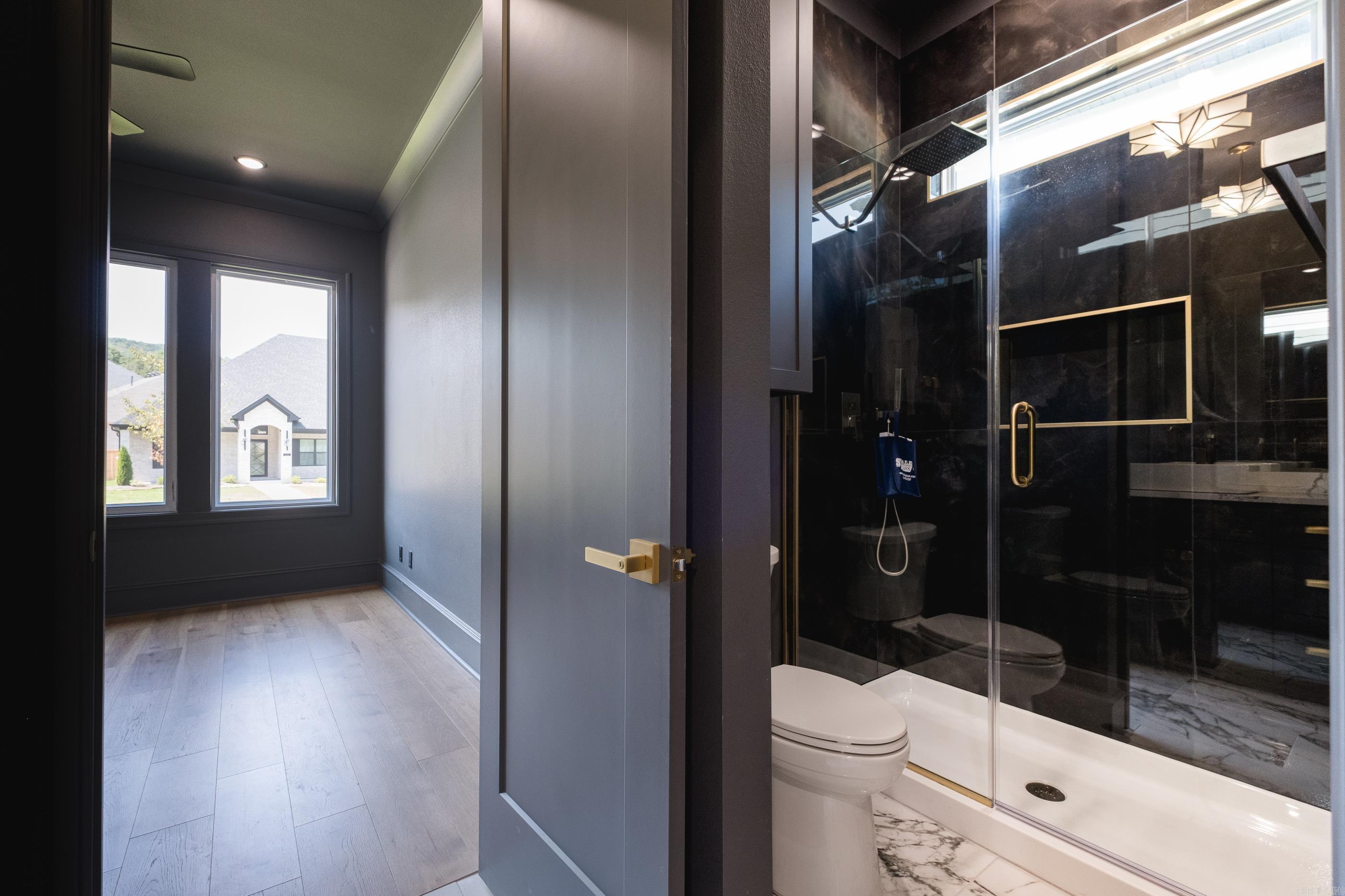 CHENAL VALLEY ABINGTON COURT - Residential