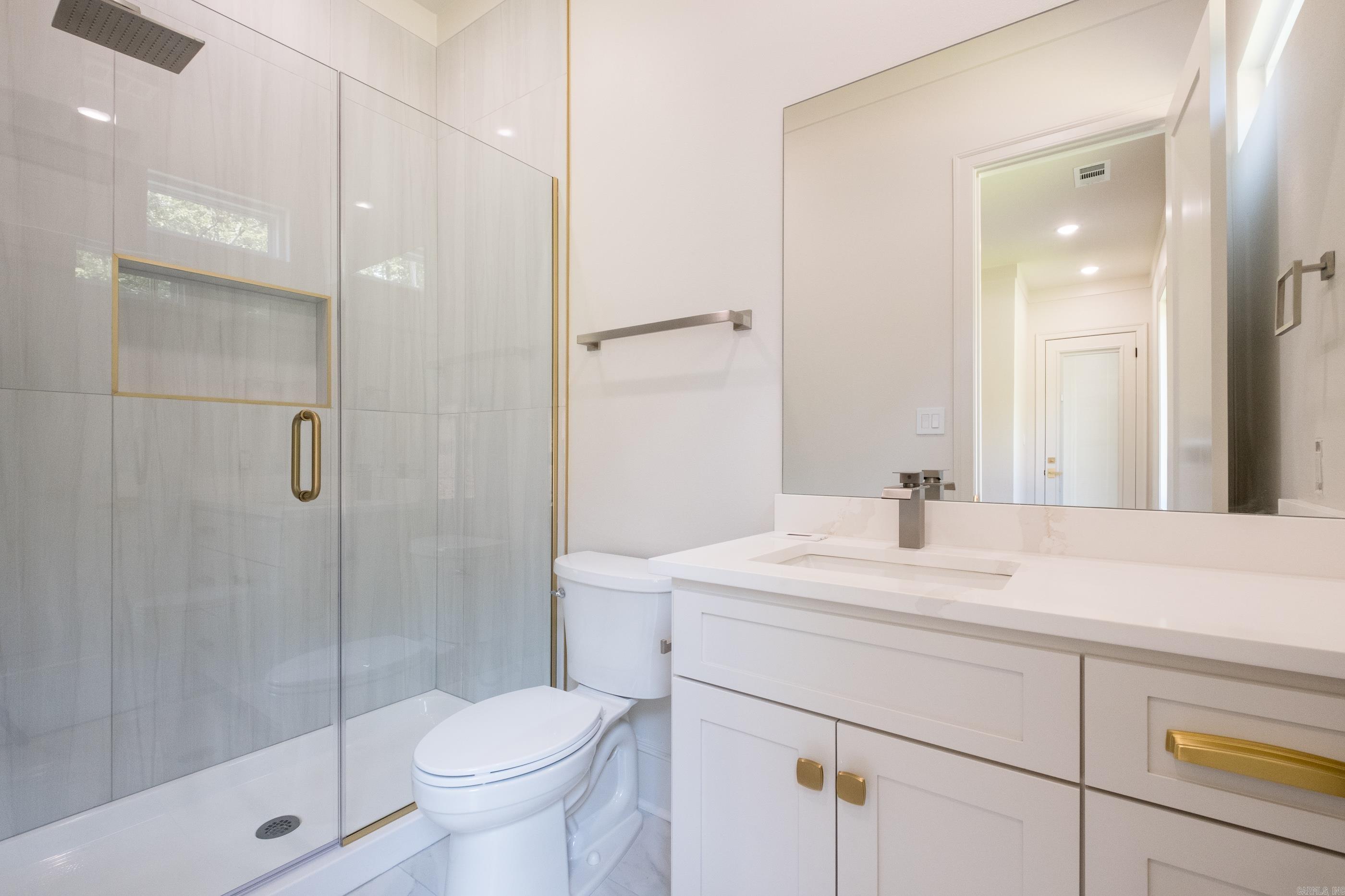 CHENAL VALLEY ABINGTON COURT - Residential