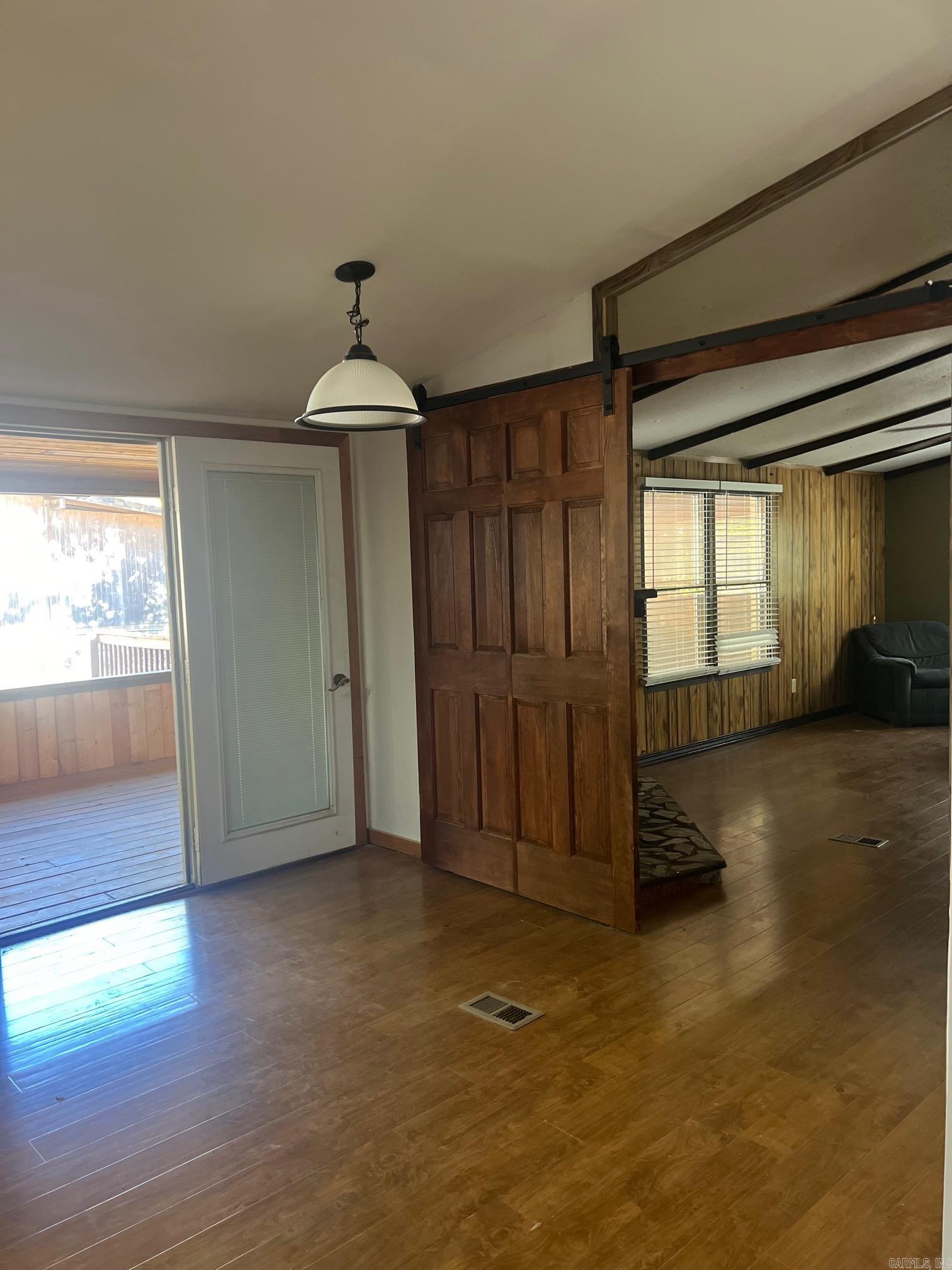 Metes & Bounds - Residential