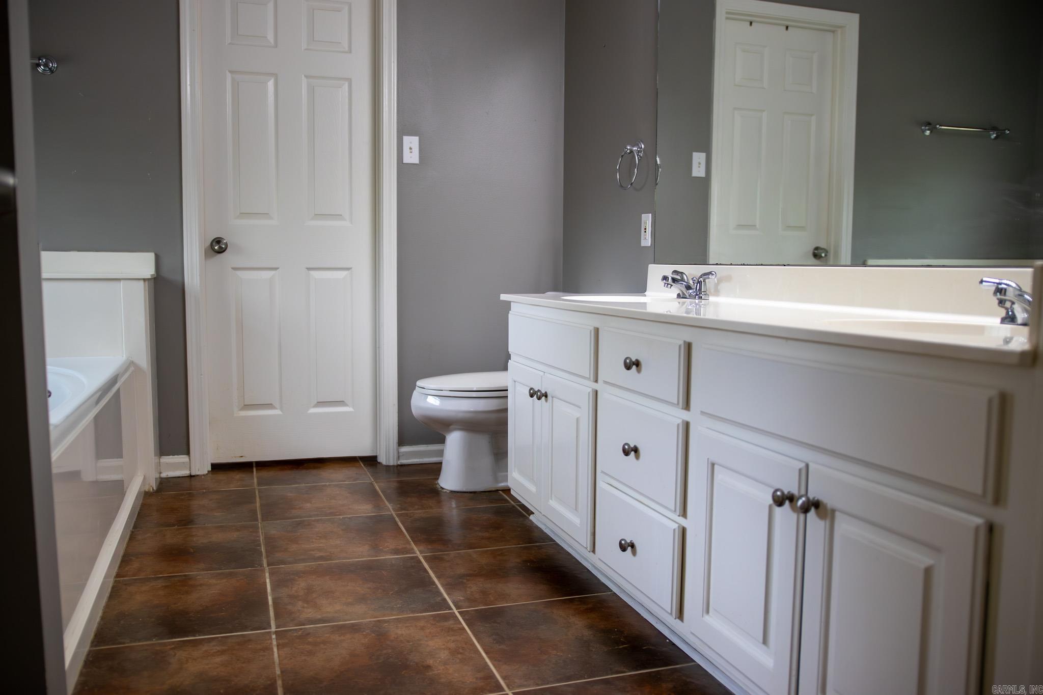 SPRING CREEK VILLAGE - Residential