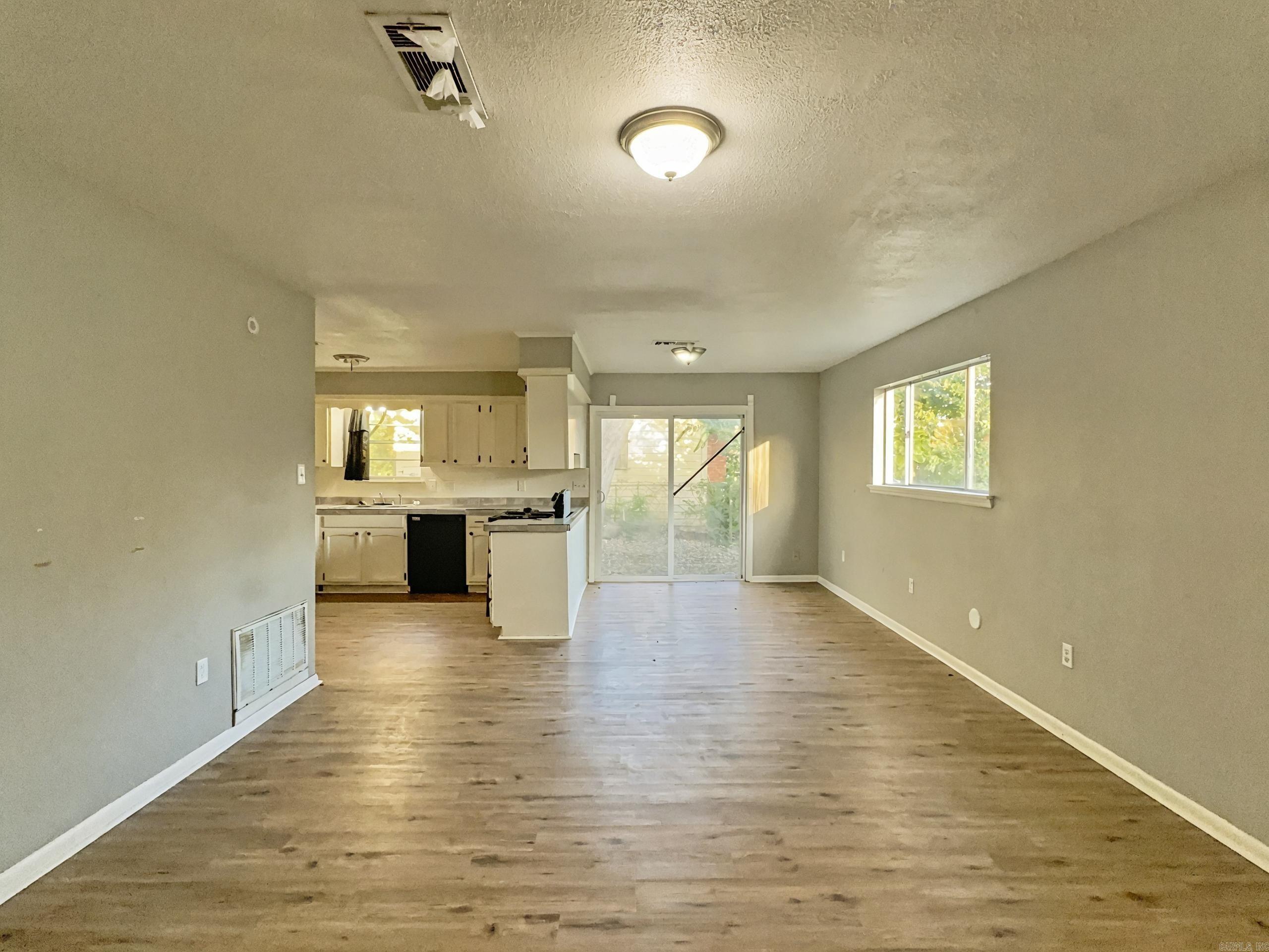 Duprees 2nd East - Residential
