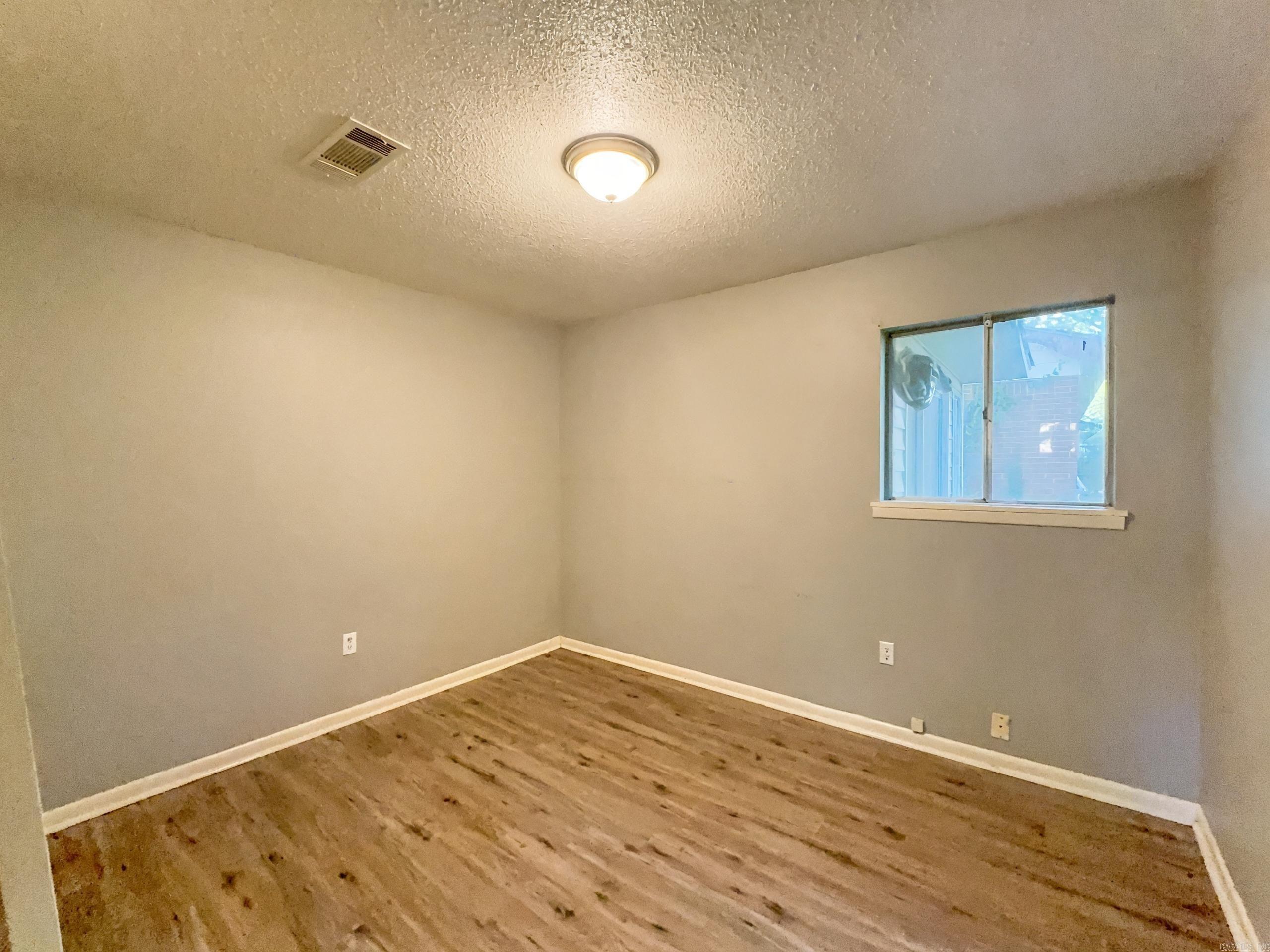 Duprees 2nd East - Residential