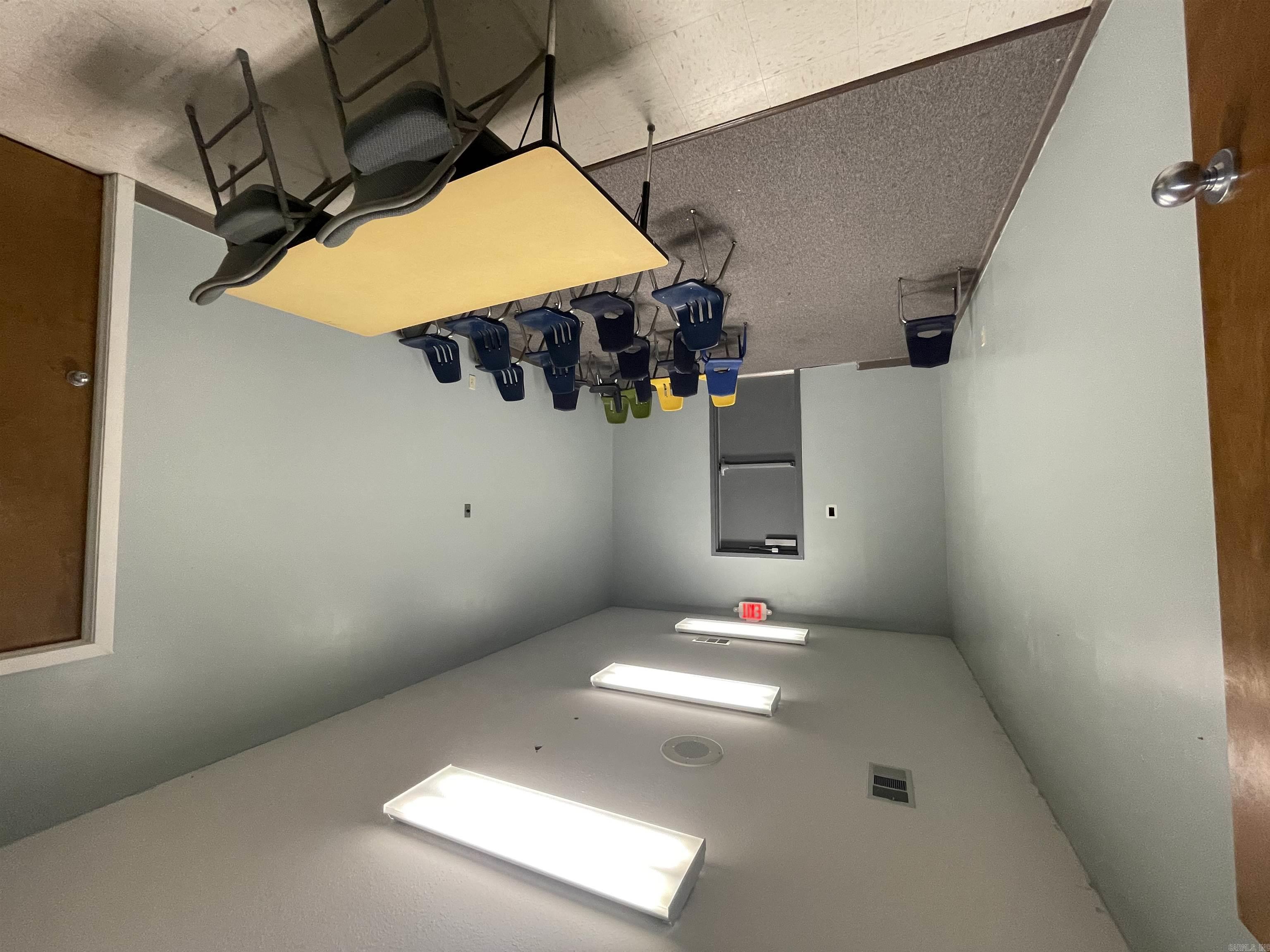 nil - Commercial Sale