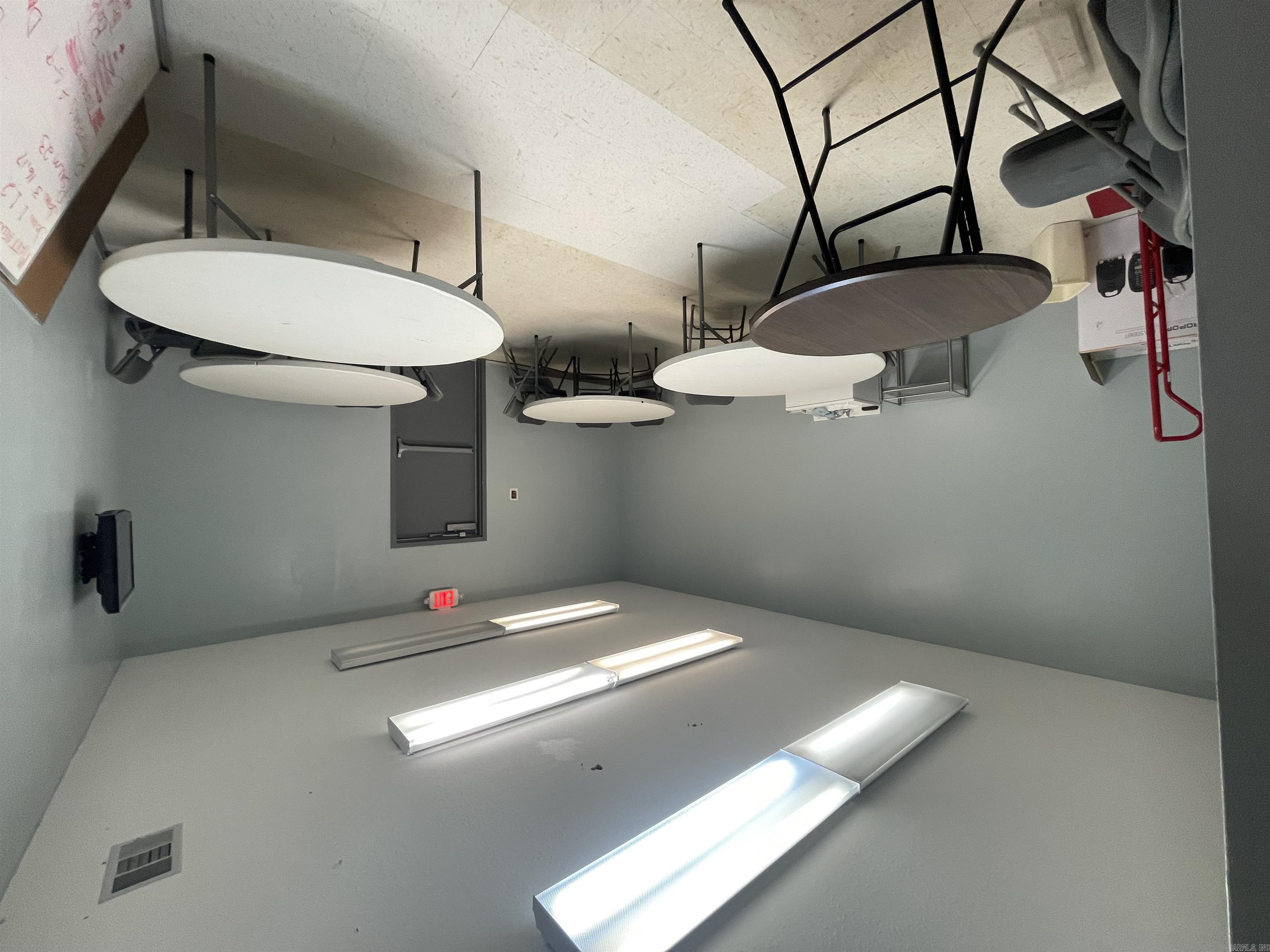 nil - Commercial Sale