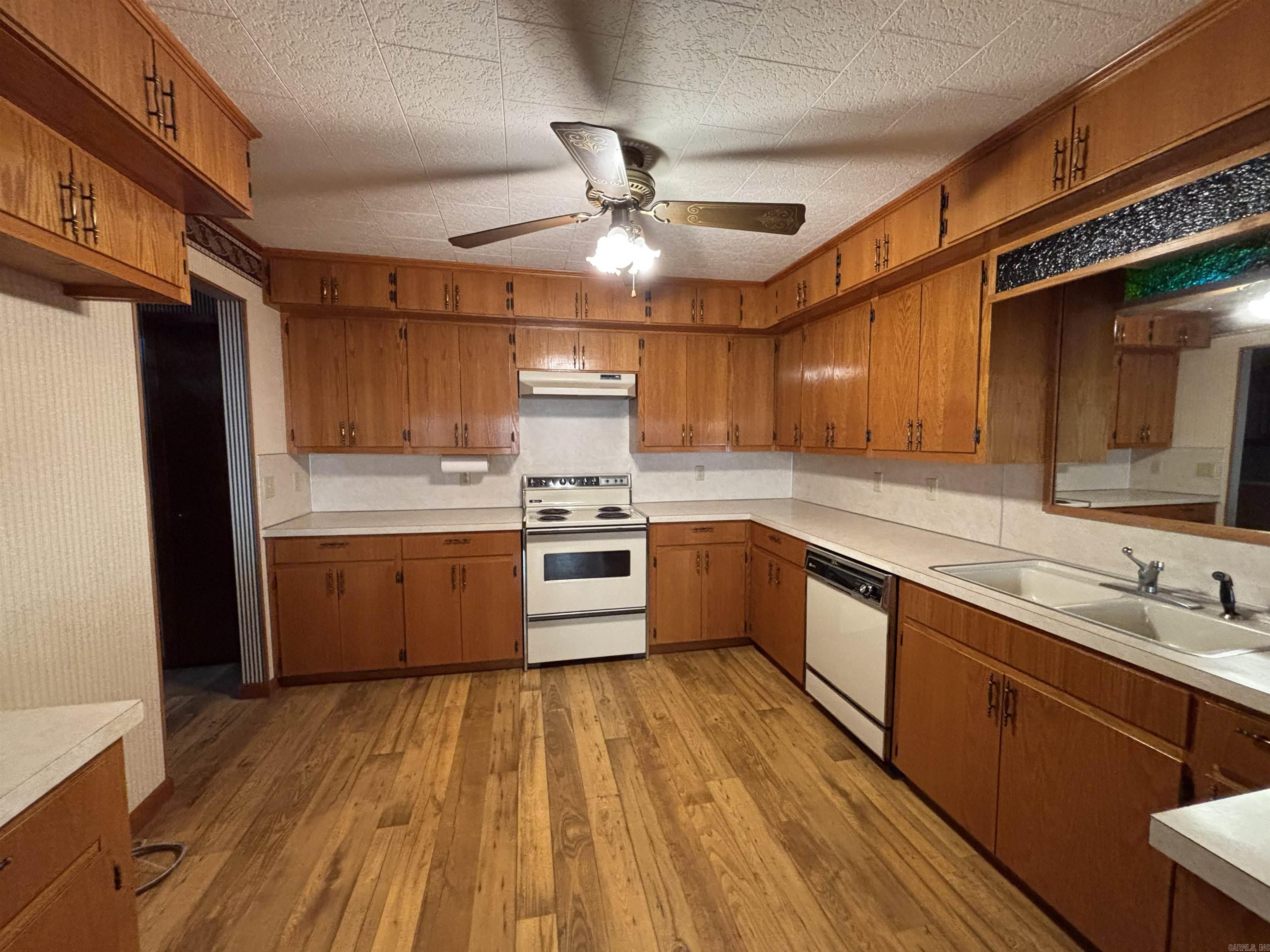 WALNUT RIDGE ORIGINAL - Residential