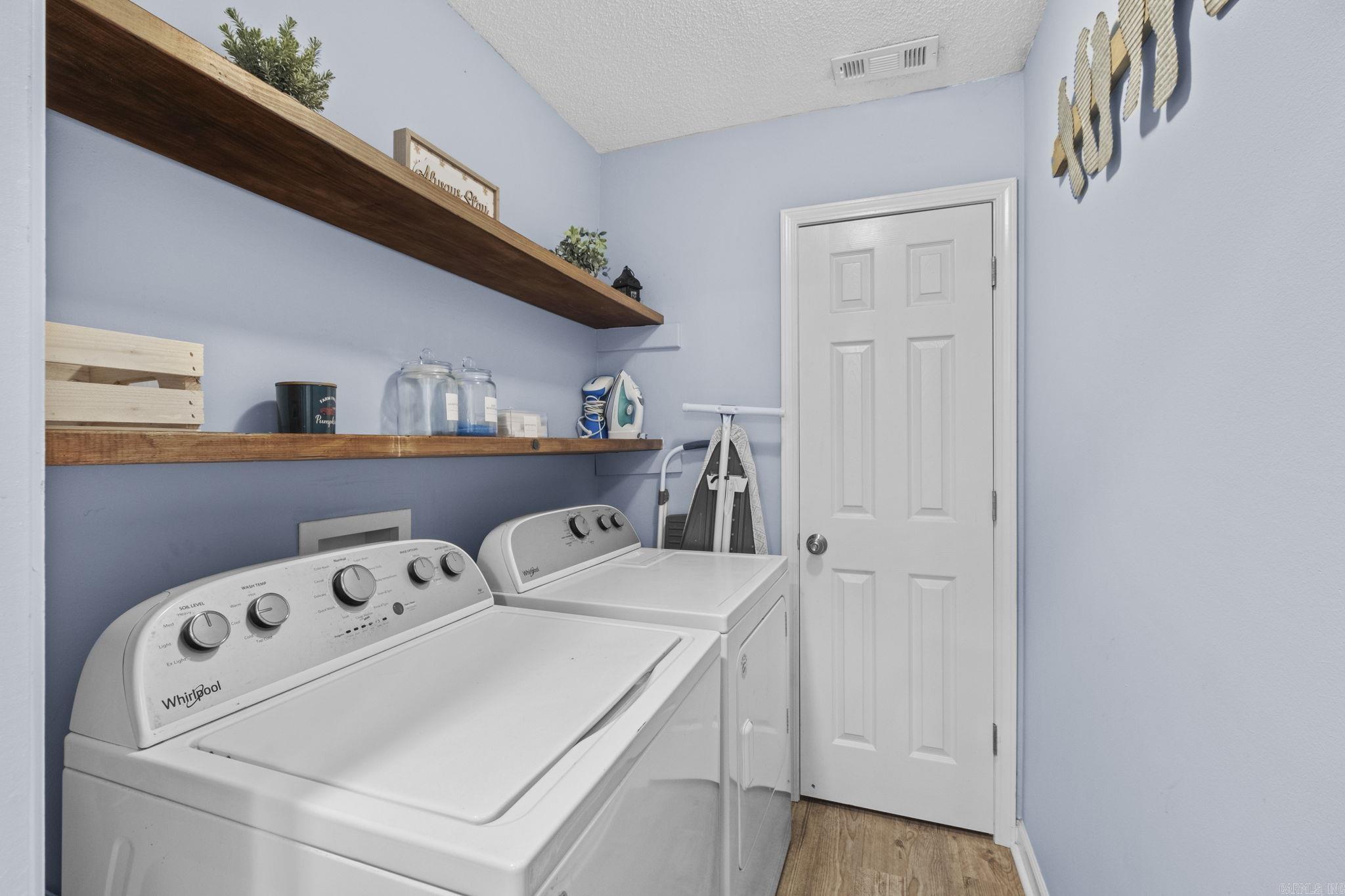 BELLEVUE - Residential