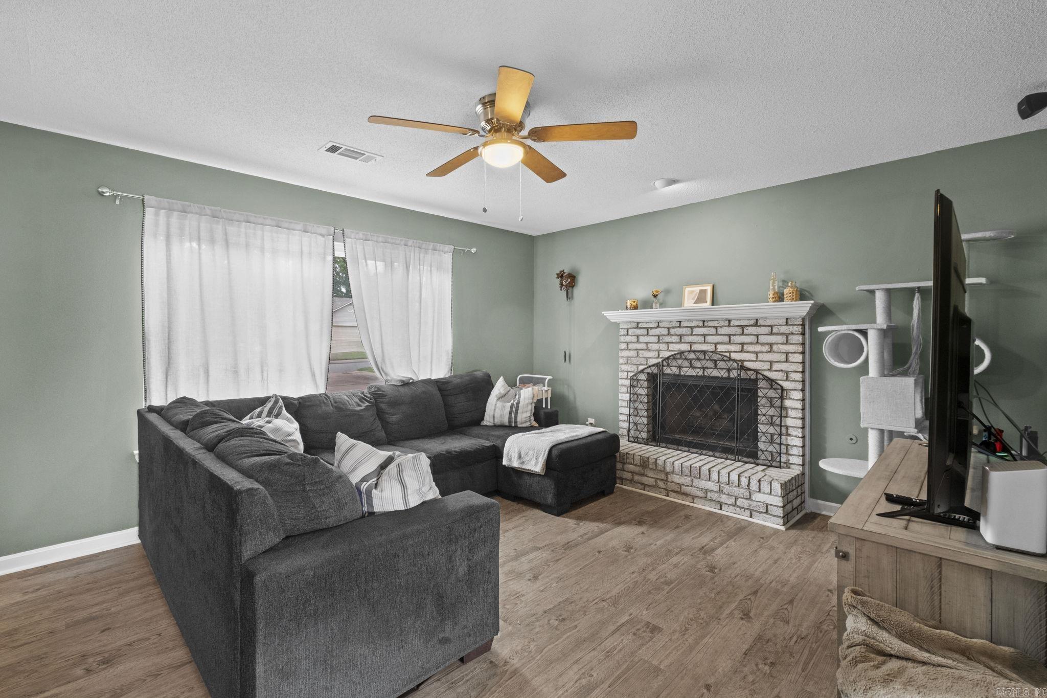 BELLEVUE - Residential