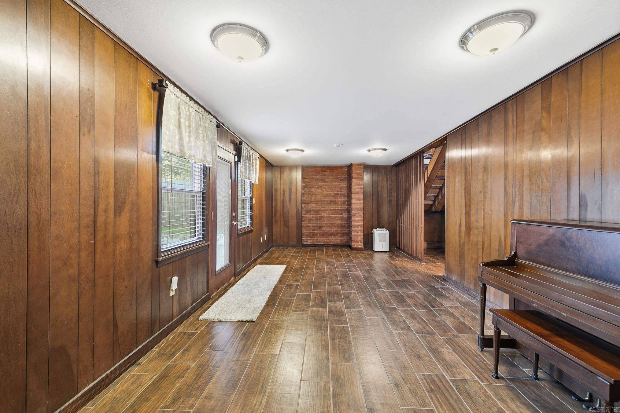 DON HUTSON - Residential