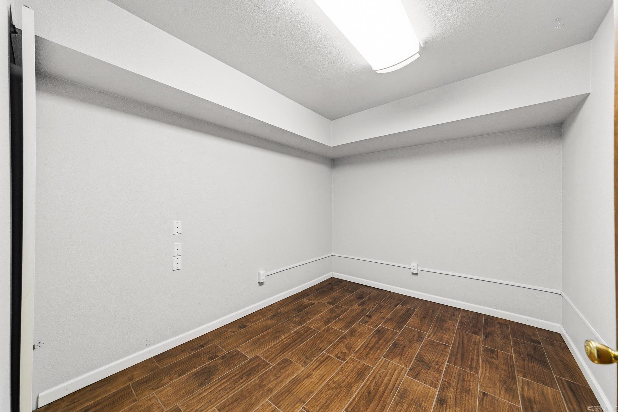 DON HUTSON - Residential