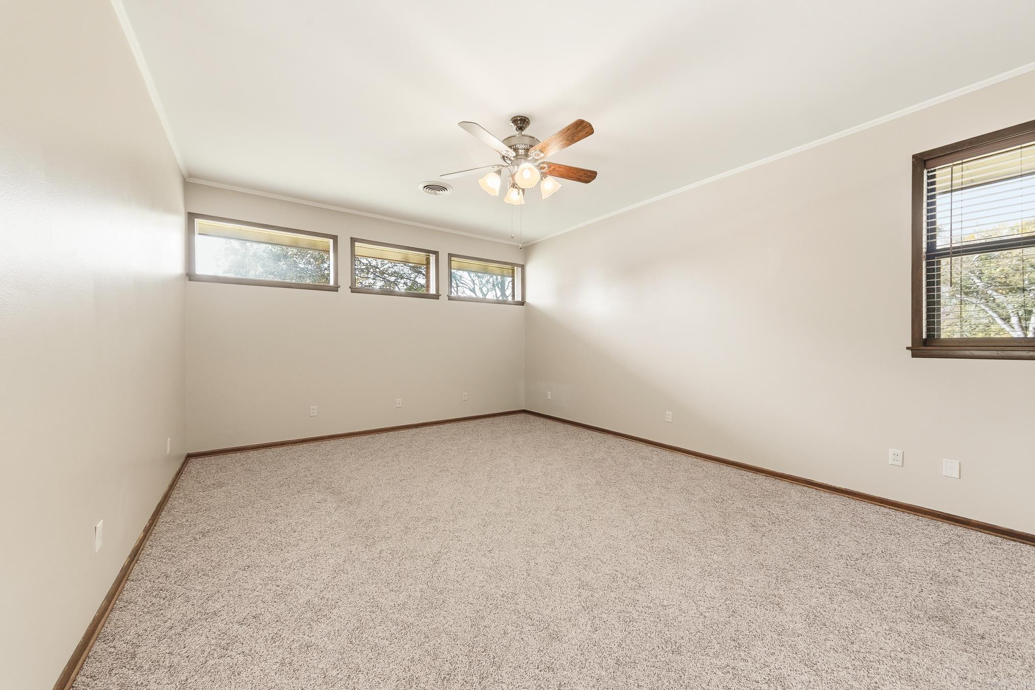 DON HUTSON - Residential