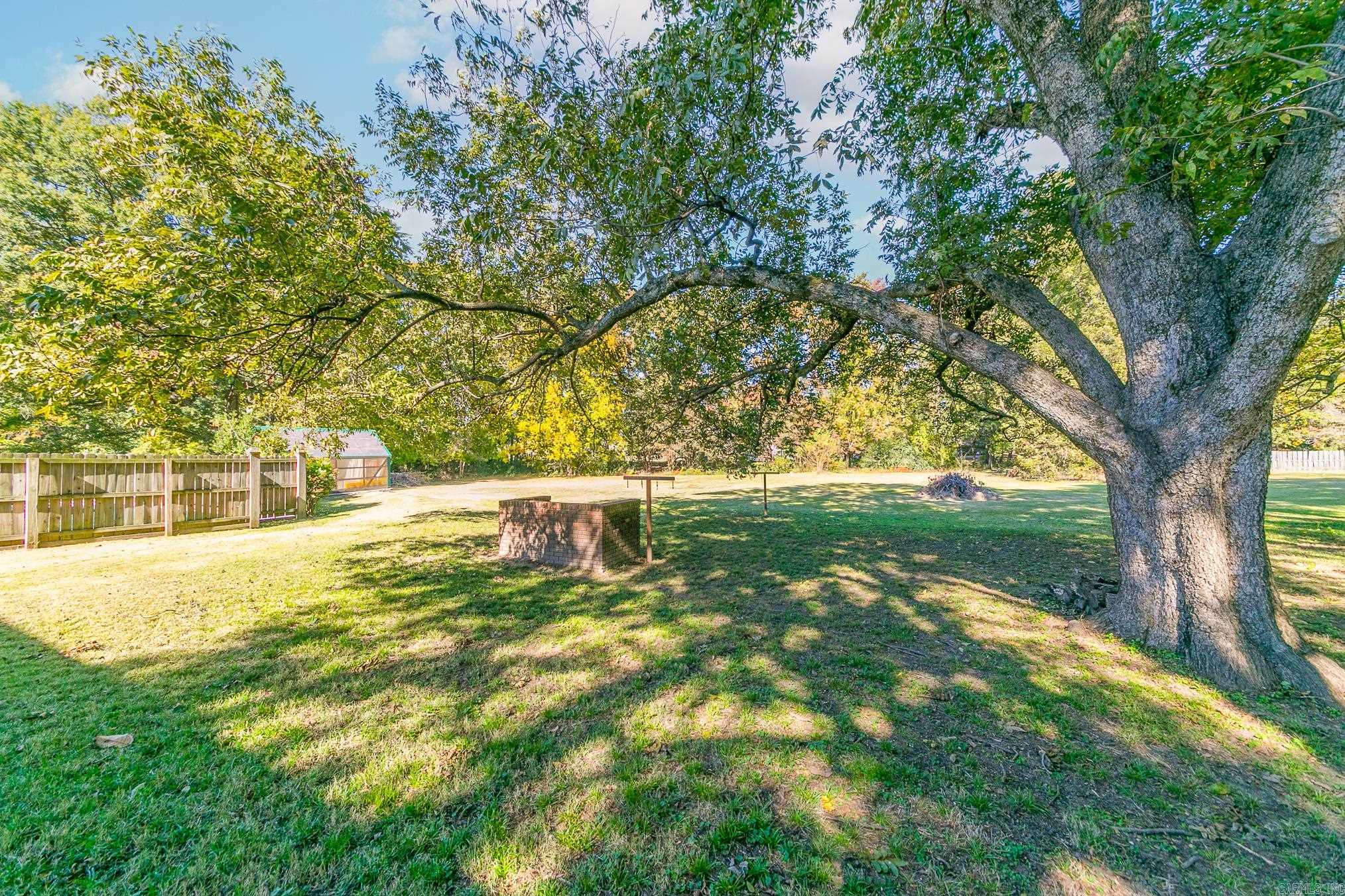 DON HUTSON - Residential