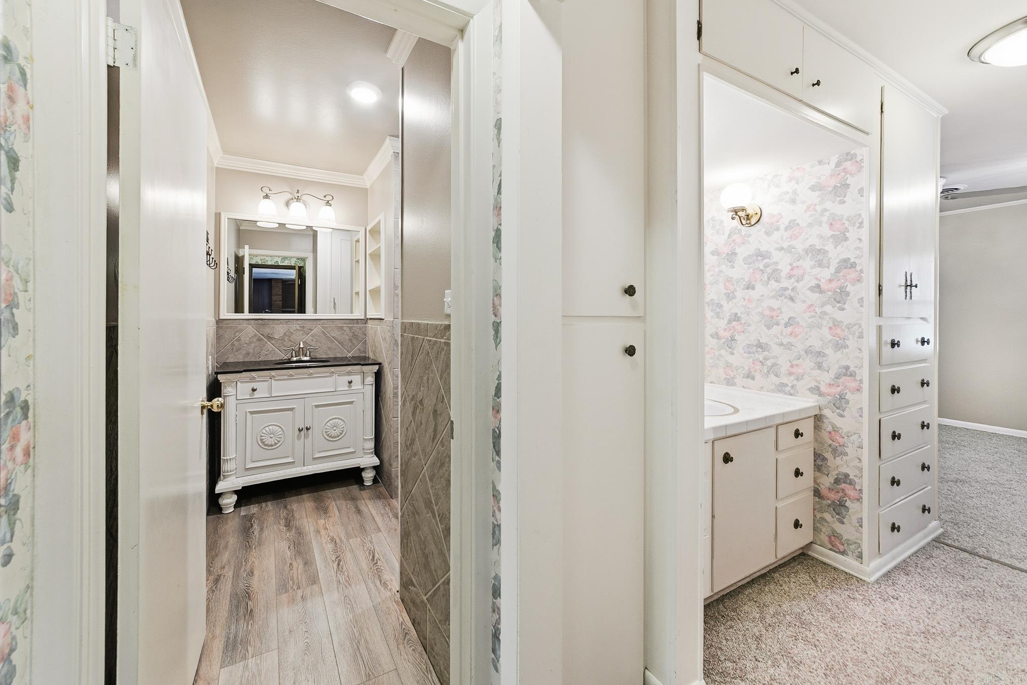 DON HUTSON - Residential