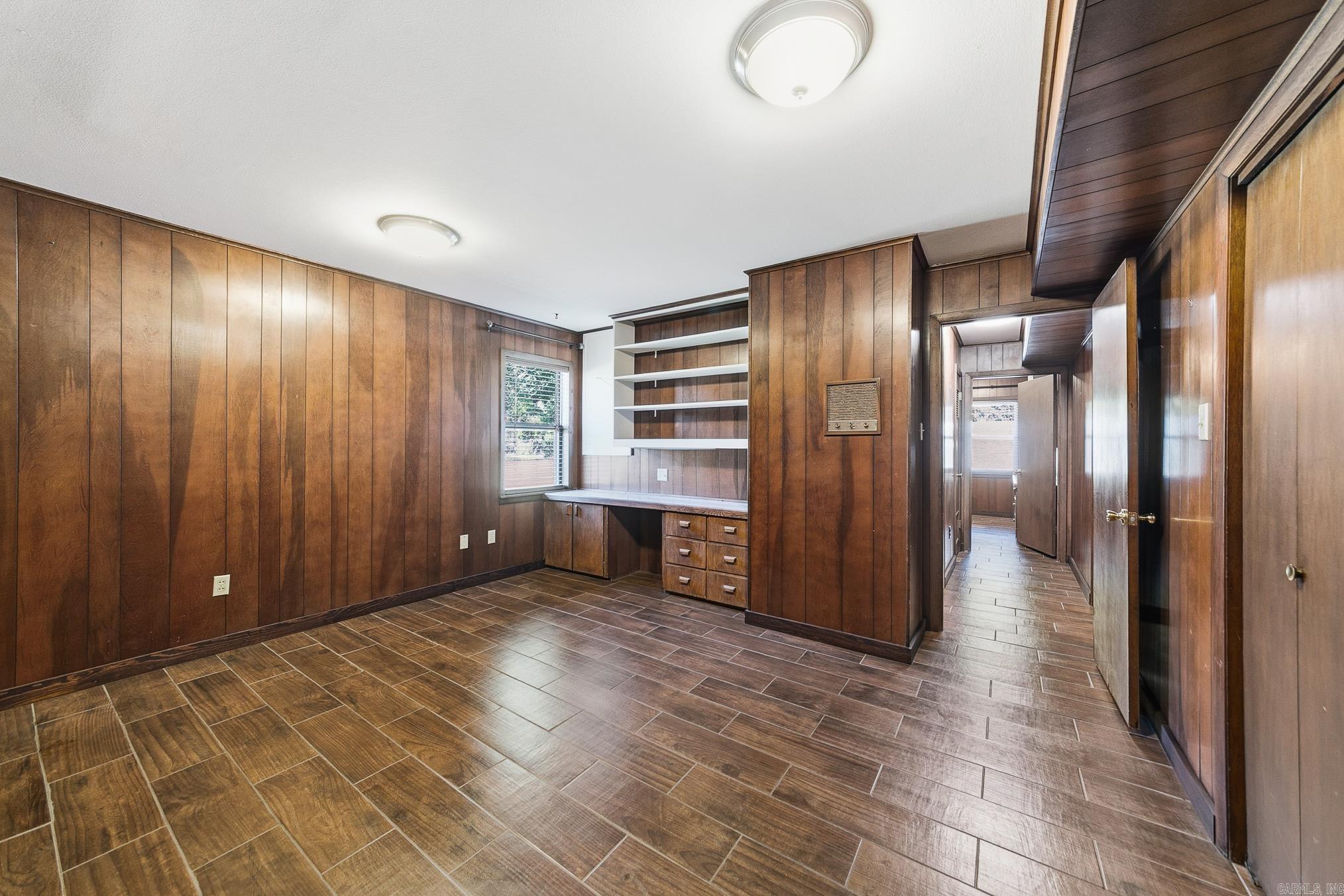 DON HUTSON - Residential