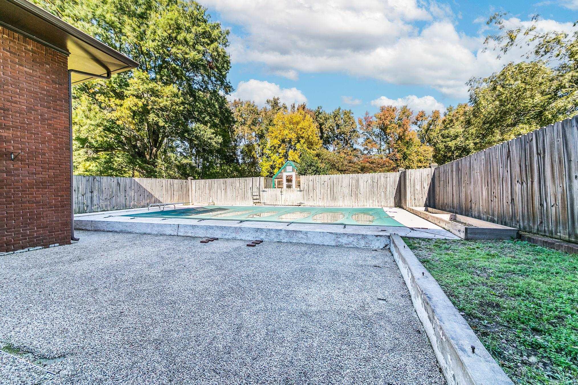 DON HUTSON - Residential