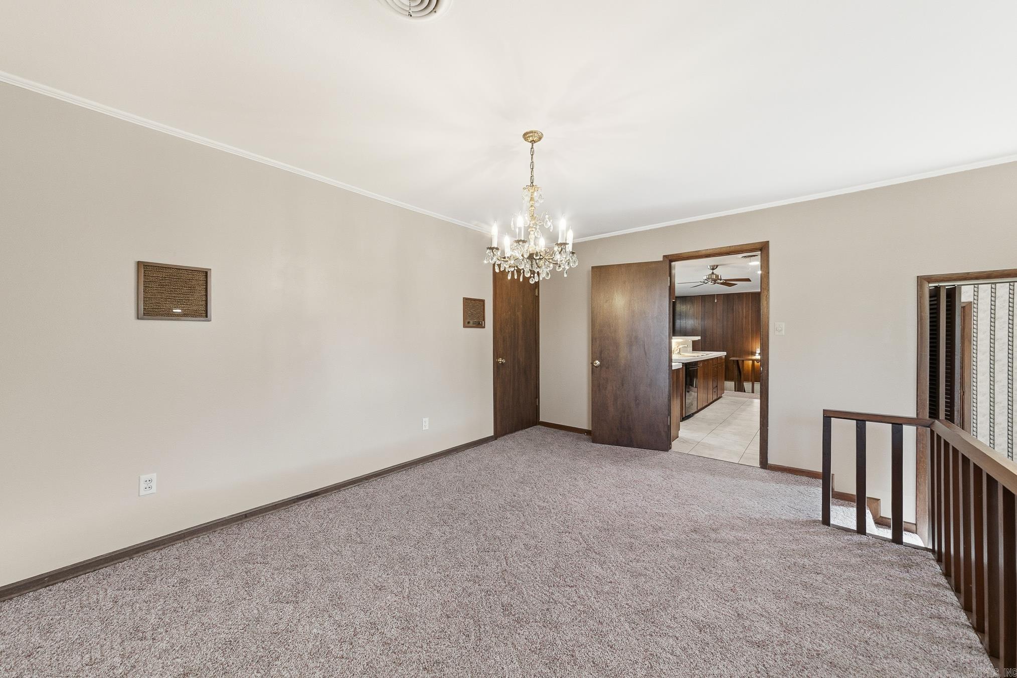 DON HUTSON - Residential