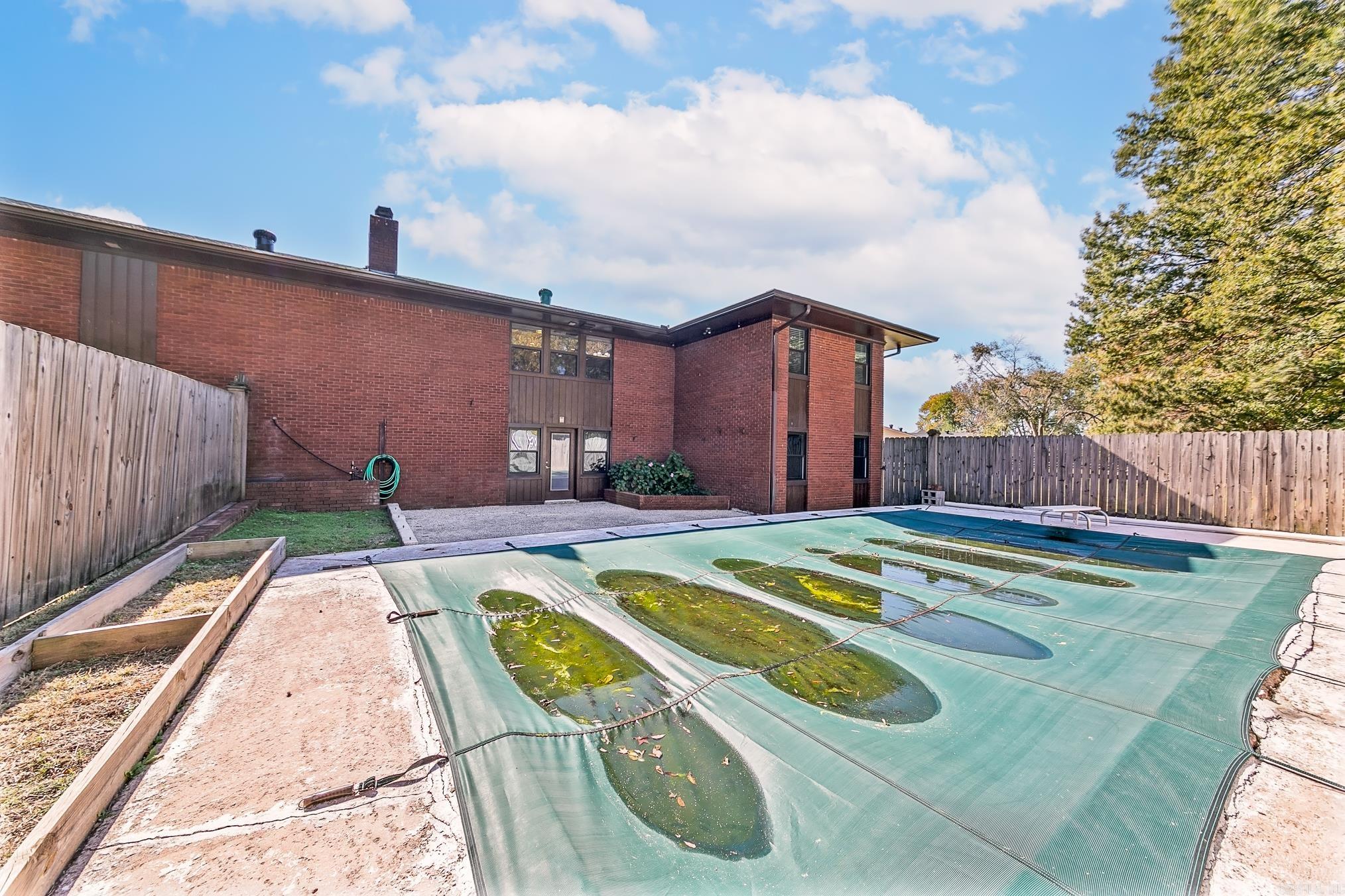 DON HUTSON - Residential