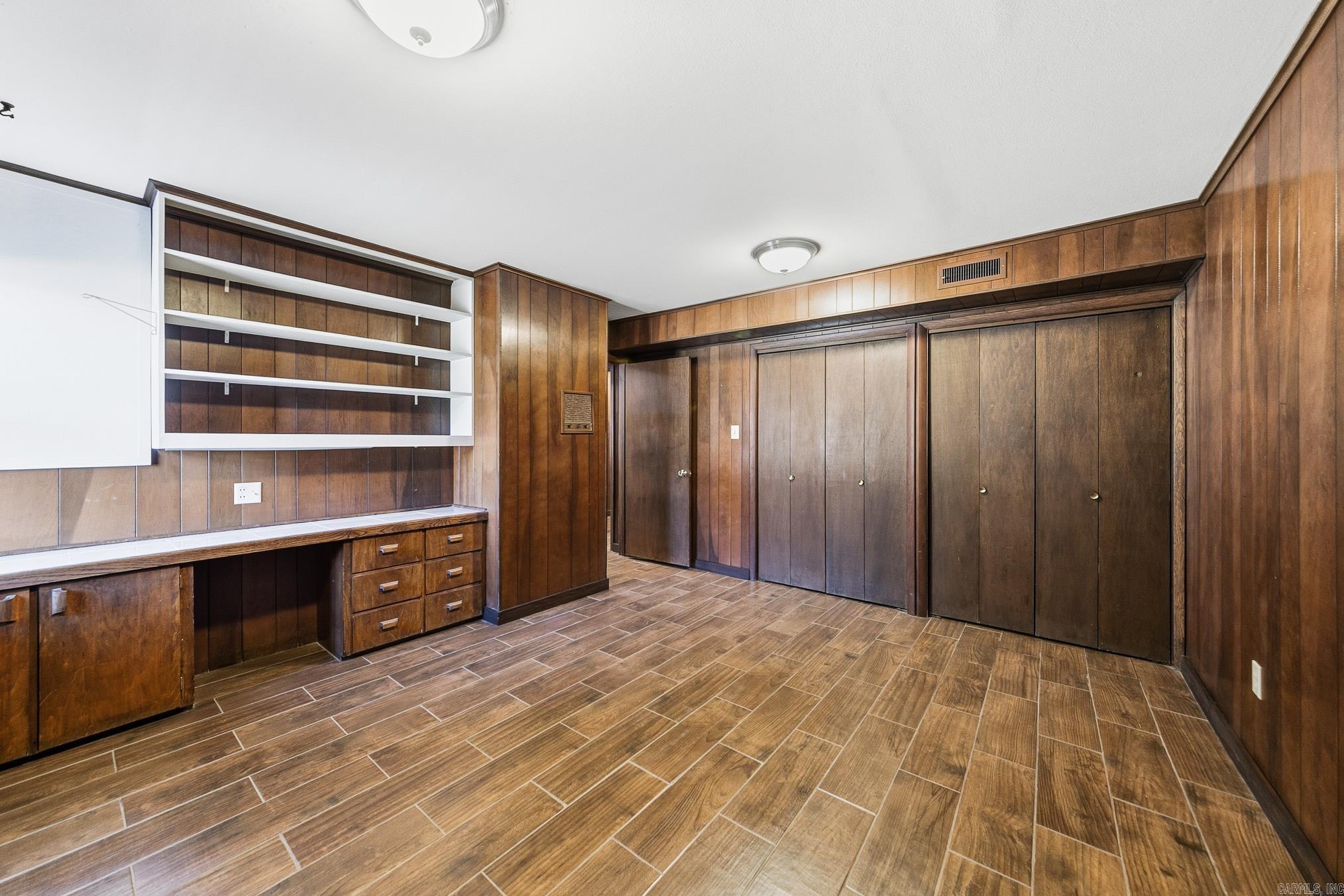 DON HUTSON - Residential