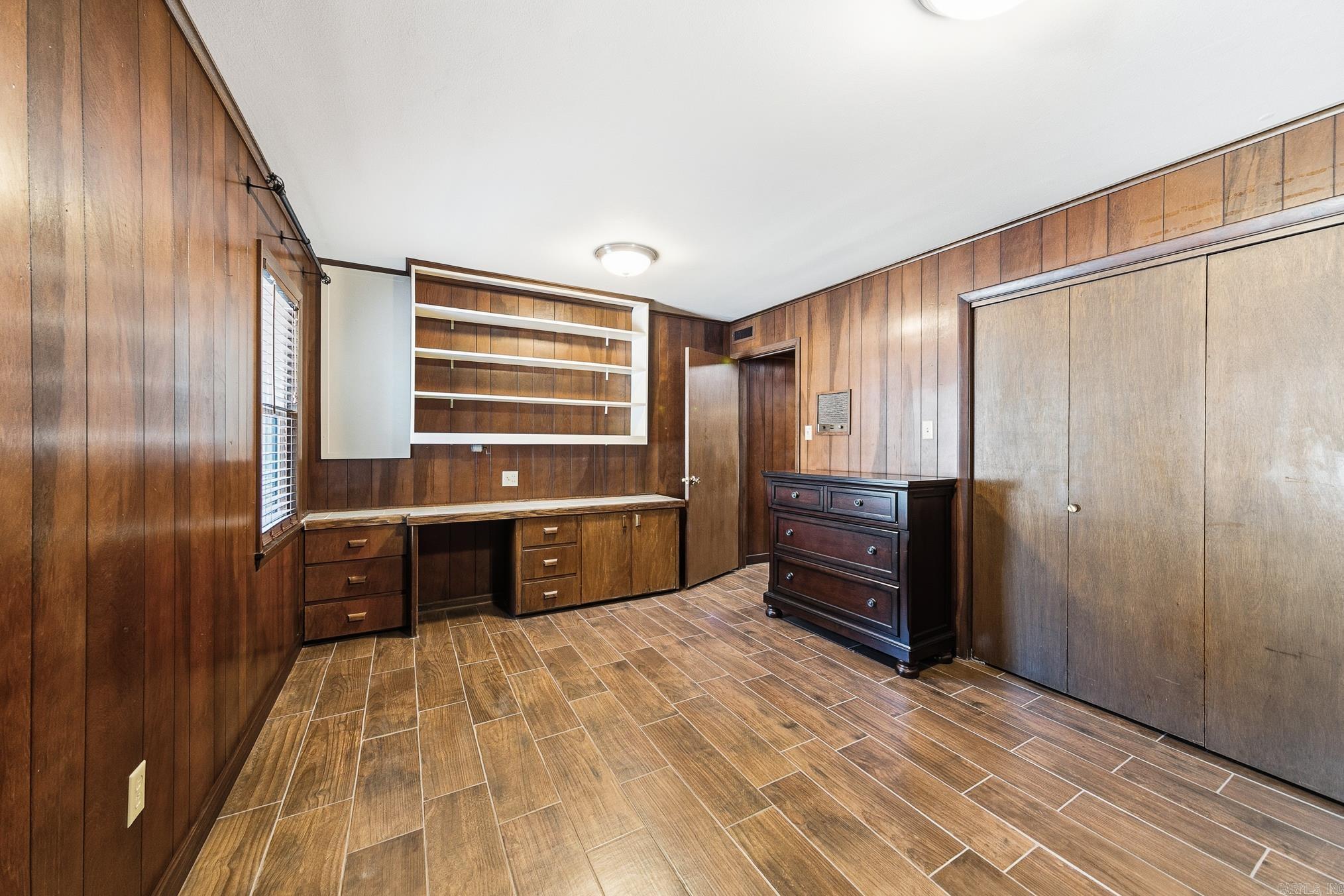 DON HUTSON - Residential