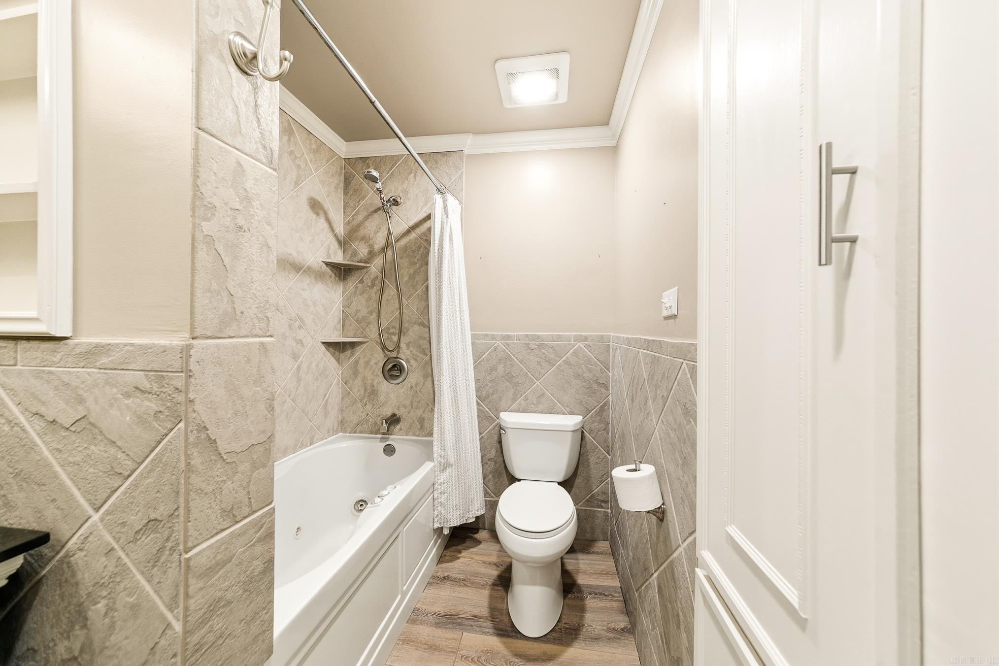 DON HUTSON - Residential