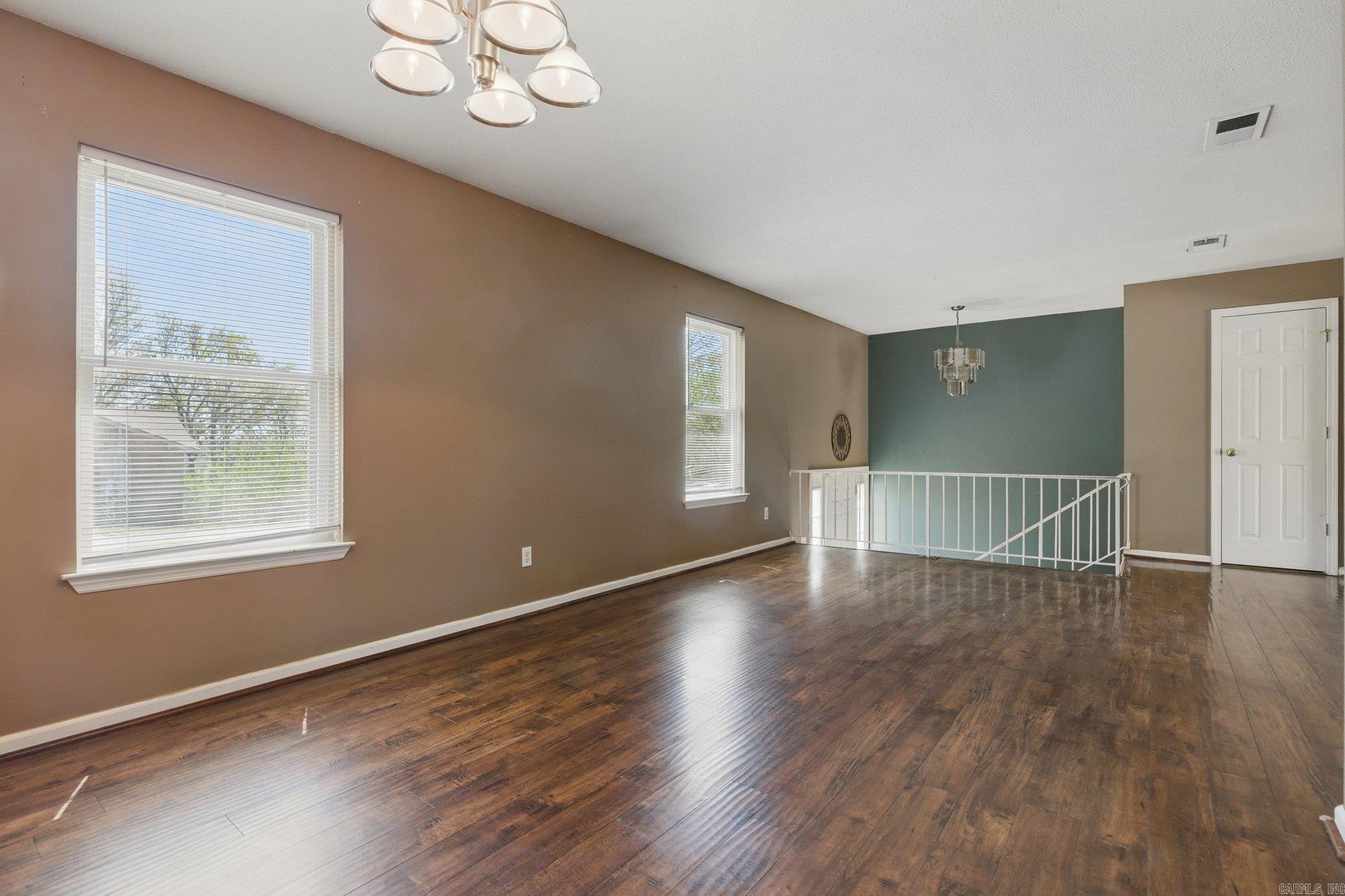 PLEASANT FOREST - Residential