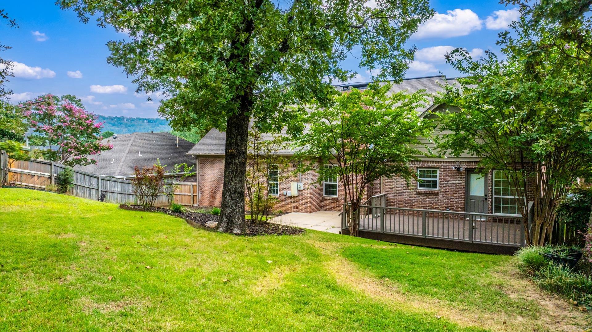 LONGLEA MANOR ADDN - Residential