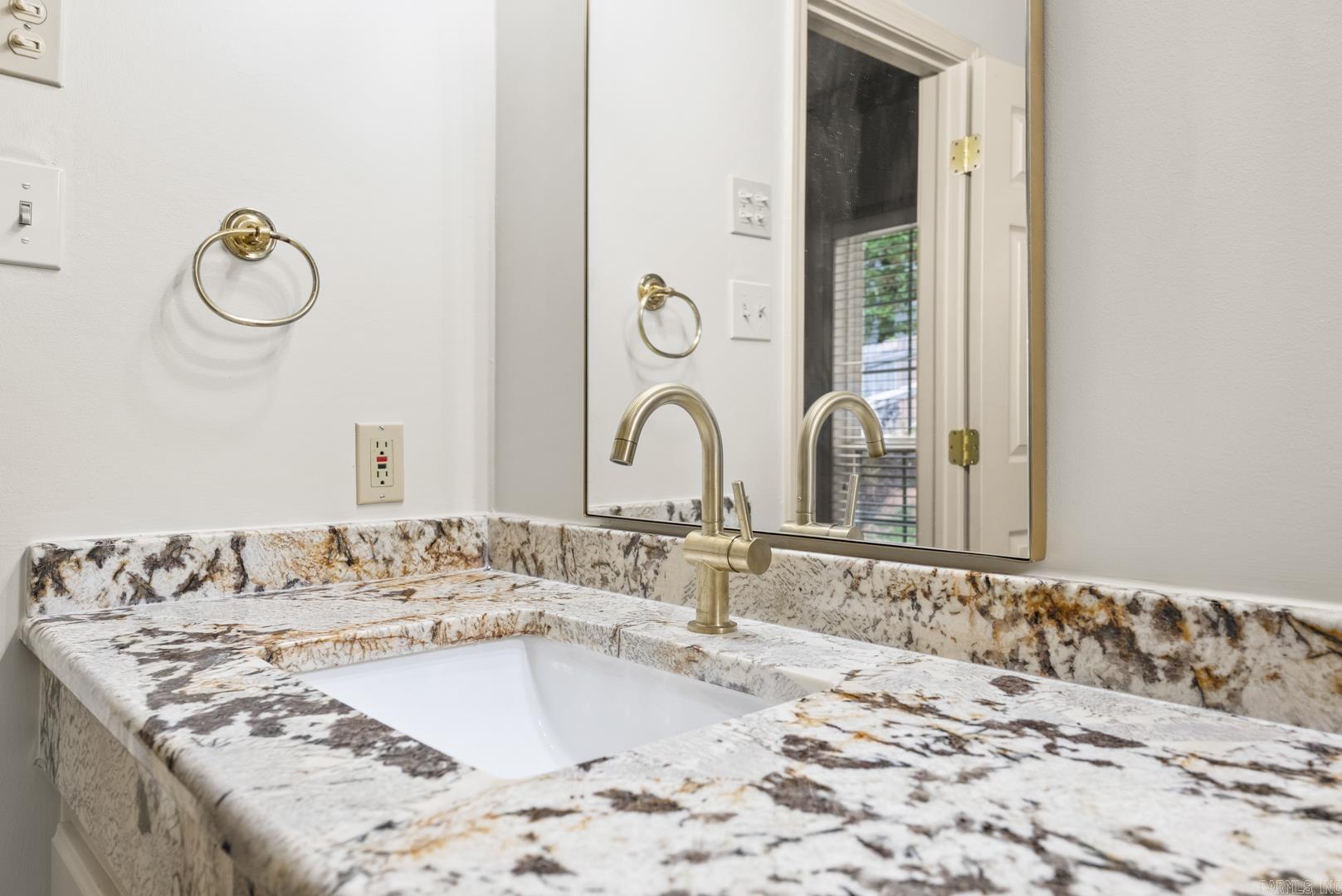 LONGLEA MANOR ADDN - Residential